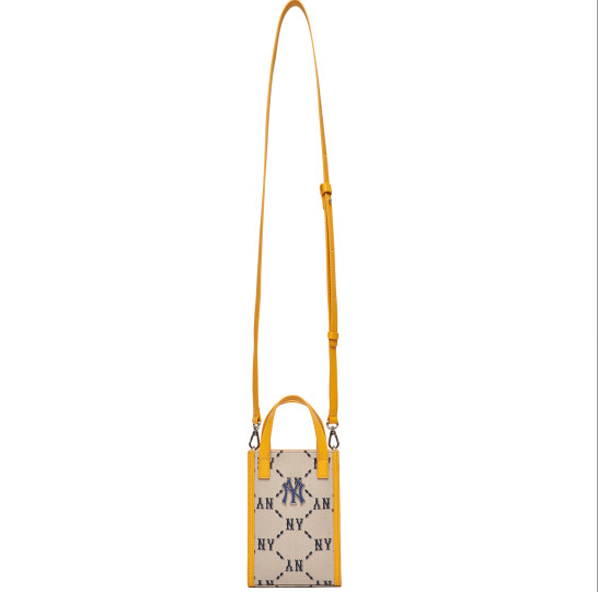 741 -  Túi MLB NY Diamond Monogram - Cellbag Dọc - Beige - Code 3ACRH012N 50BGS [HÀNG CHÍNH HÃNG]