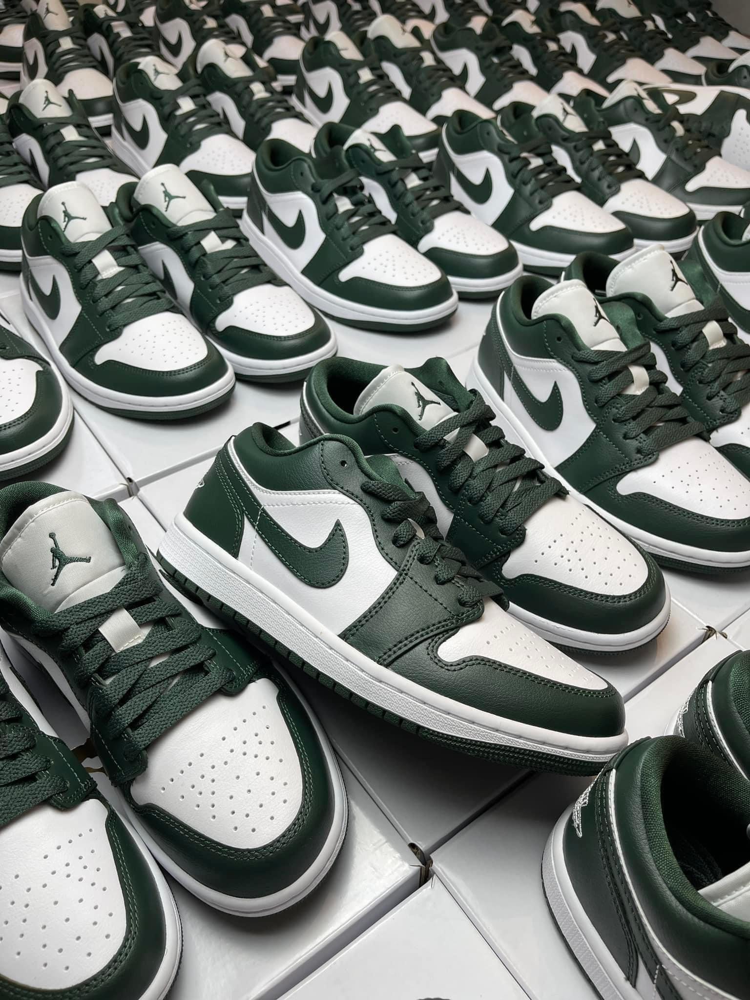 Giày Jordan 1s Clay Green 520 Giày Nike Air Jordan Low Galactic