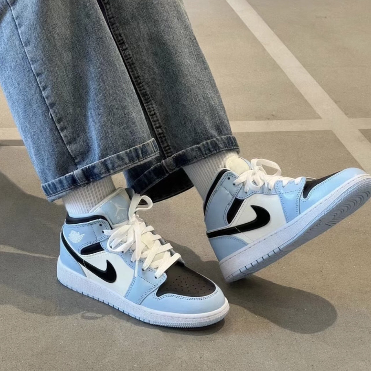 814 -  Giày Nike Air Jordan 1 Mid Ice Blue GS 555112 401 [HÀNG CHÍNH HÃNG]