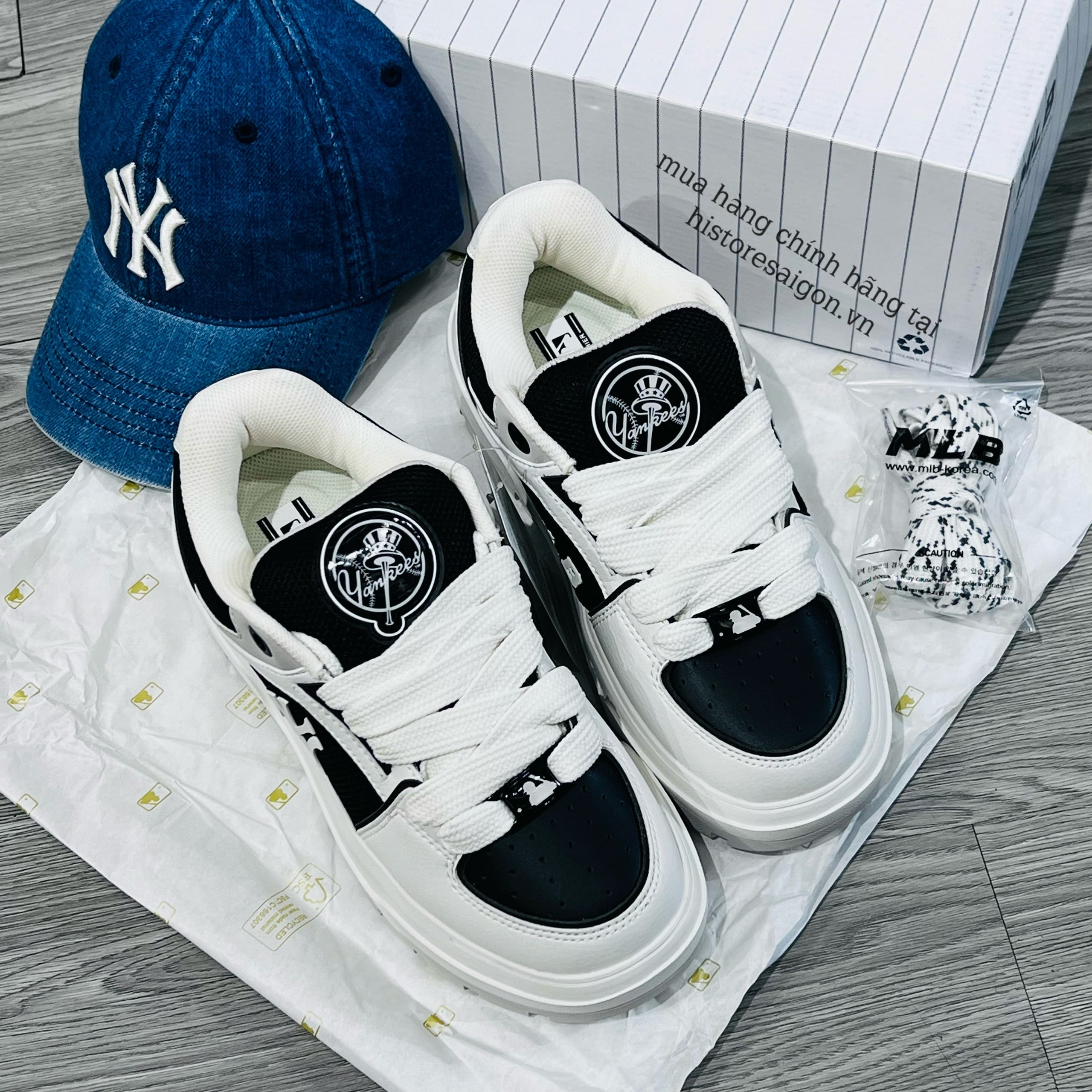 574  -  Giày MLB Chunky Liner Wide New York Yankees Black - Code 3ASXCLW4N 50BKS [HÀNG CHÍNH HÃNG]