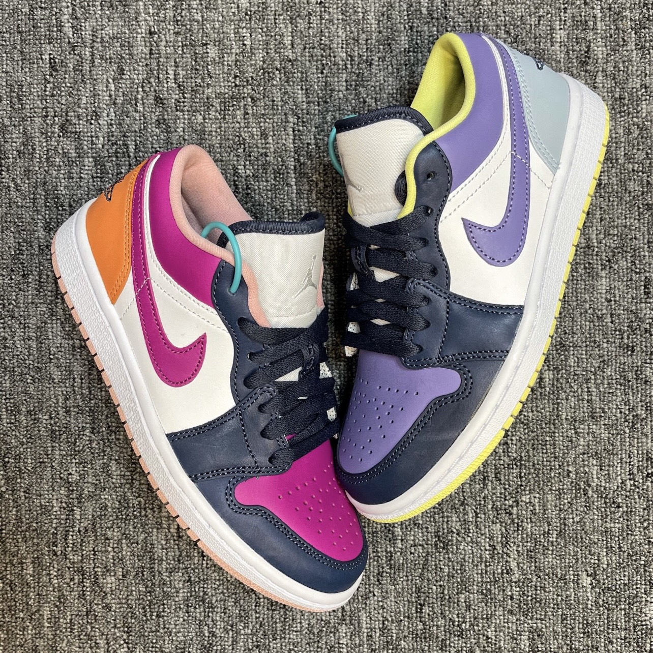 827 -  Giày Air Jordan 1 Low Purple Magenta  DJ4342 400  [HÀNG CHÍNH HÃNG]
