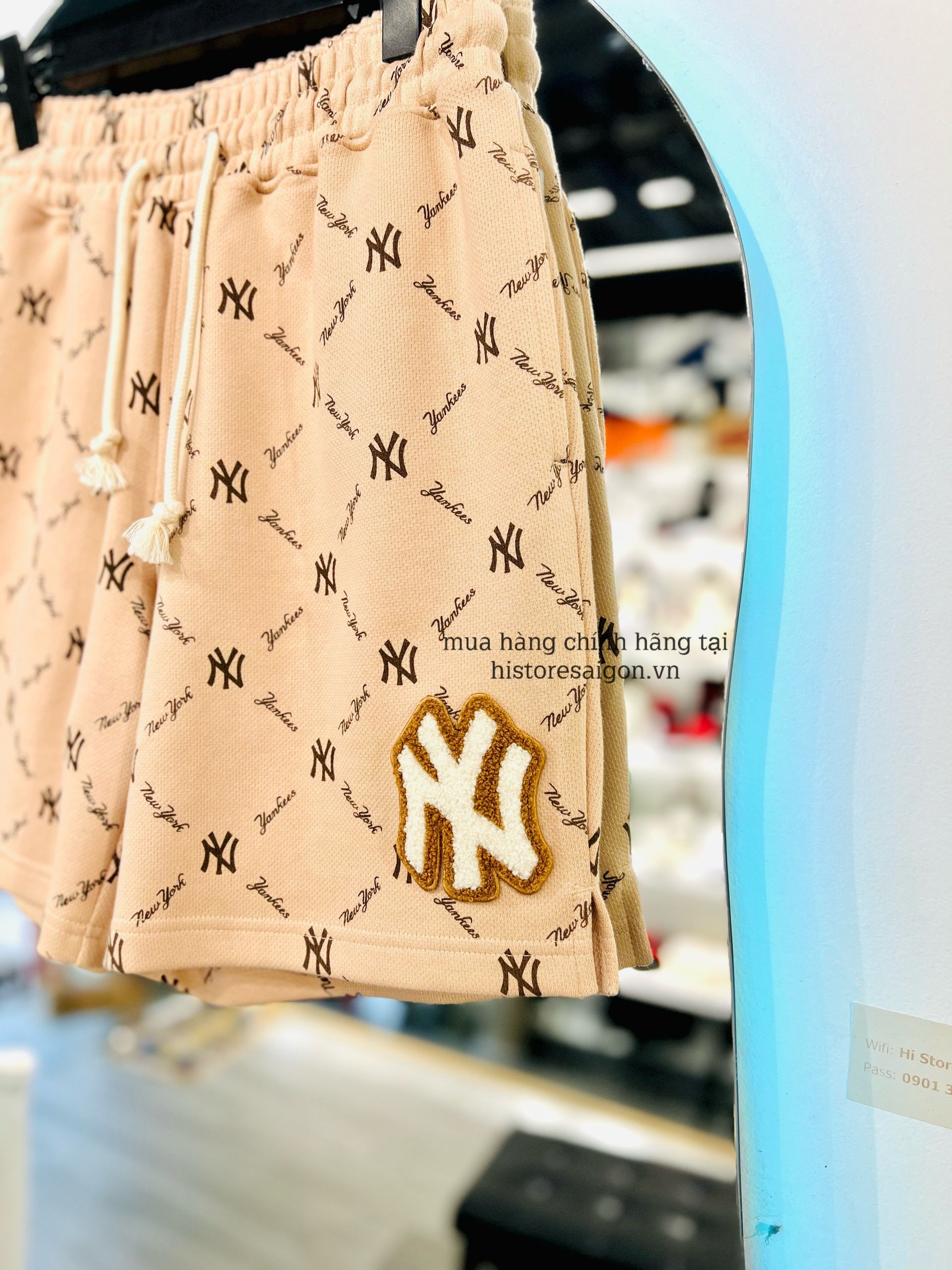 560 -  Quần New Era NY Xù Lettering NY Flaux Logo - Nâu Trà Sữa - Code 19500181 [HÀNG CHÍNH HÃNG]