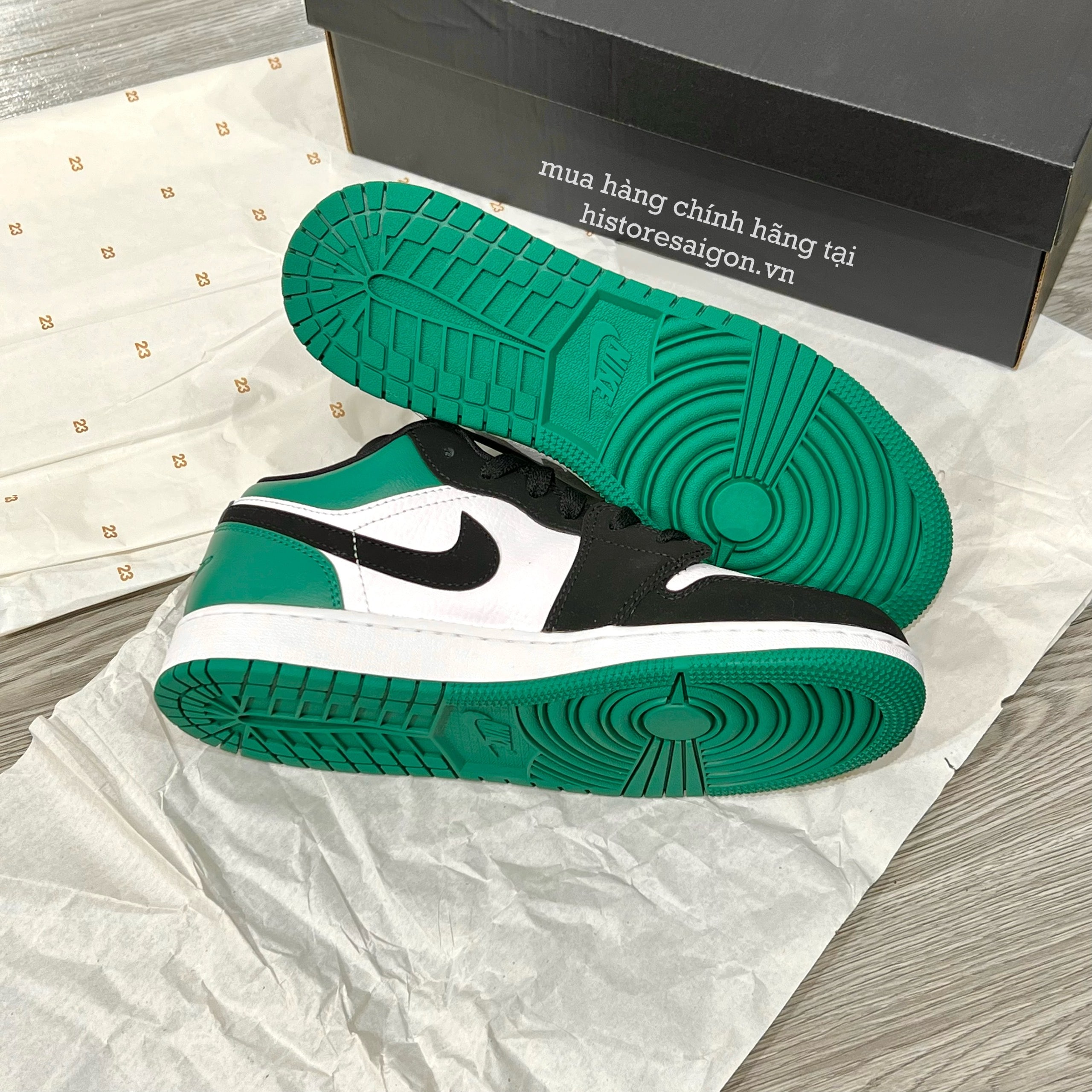 728 -  Giày Nike Air Jordan 1 Low GS Mystic Green 553560 113 [HÀNG CHÍNH HÃNG]