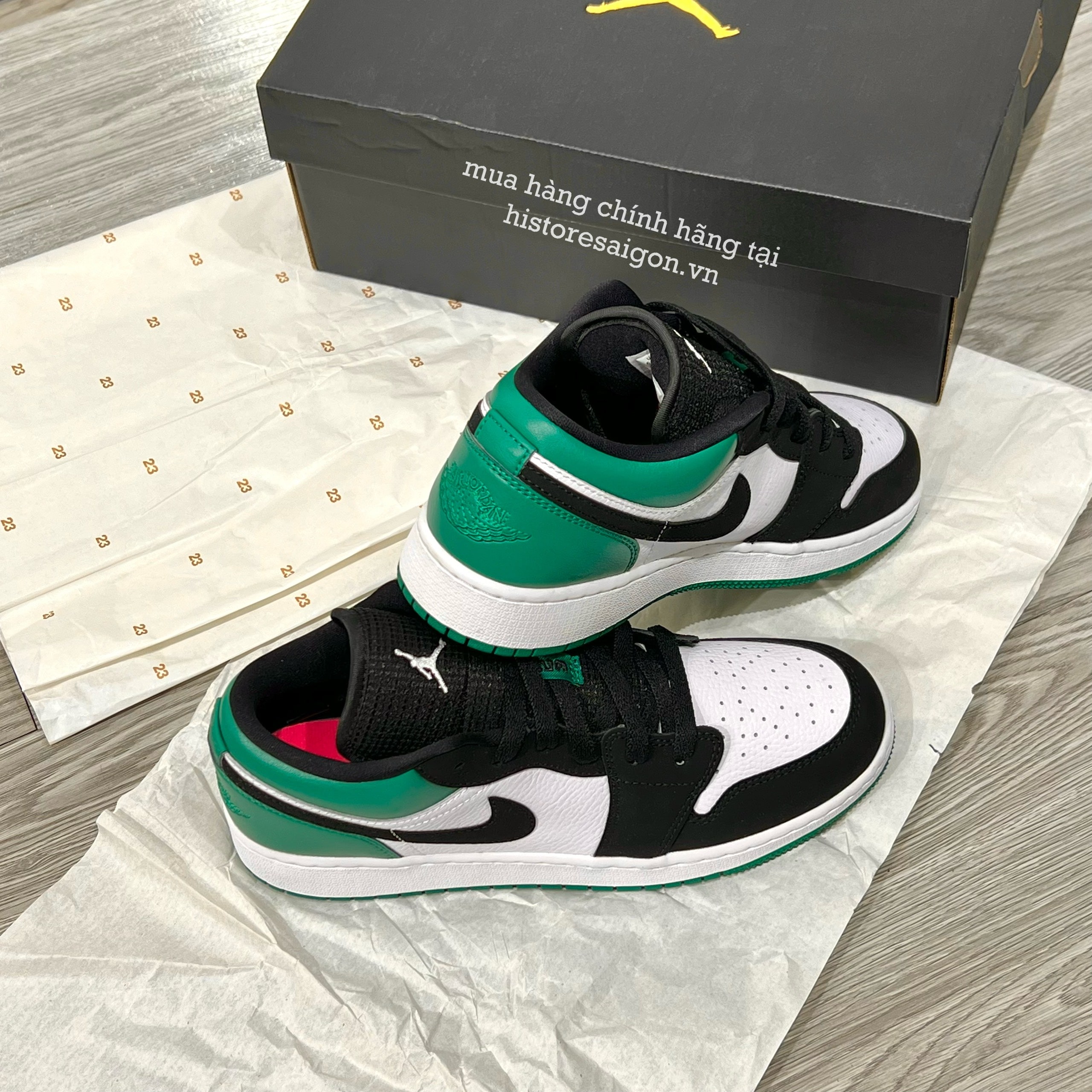 728 -  Giày Nike Air Jordan 1 Low GS Mystic Green 553560 113 [HÀNG CHÍNH HÃNG]