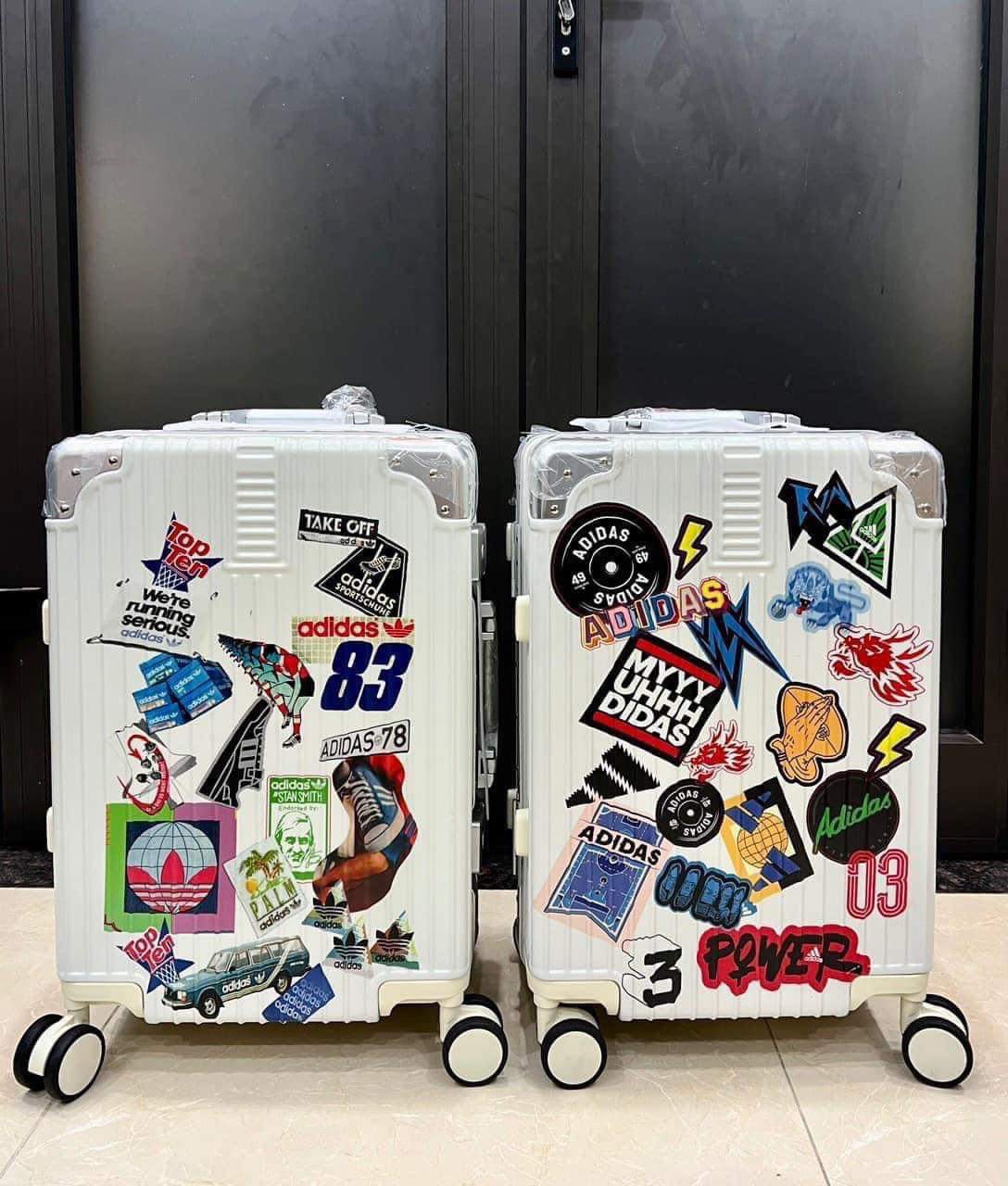 846 -  Vali Adidas Sticker 83 Xách Tay - Size Cabin 22 Xách Tay - Trắng Kem [HÀNG CHÍNH HÃNG]