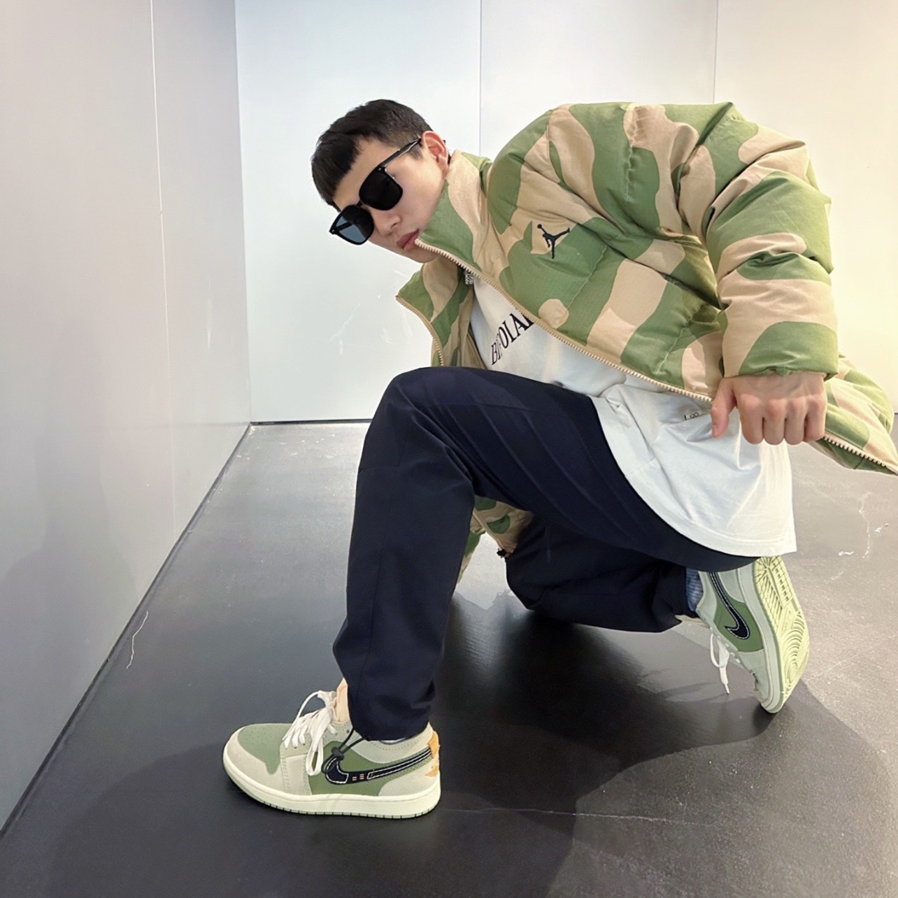 854 -  Giày Air Jordan 1 Low SE Craft Light Olive FD6819 300 [HÀNG CHÍNH HÃNG]
