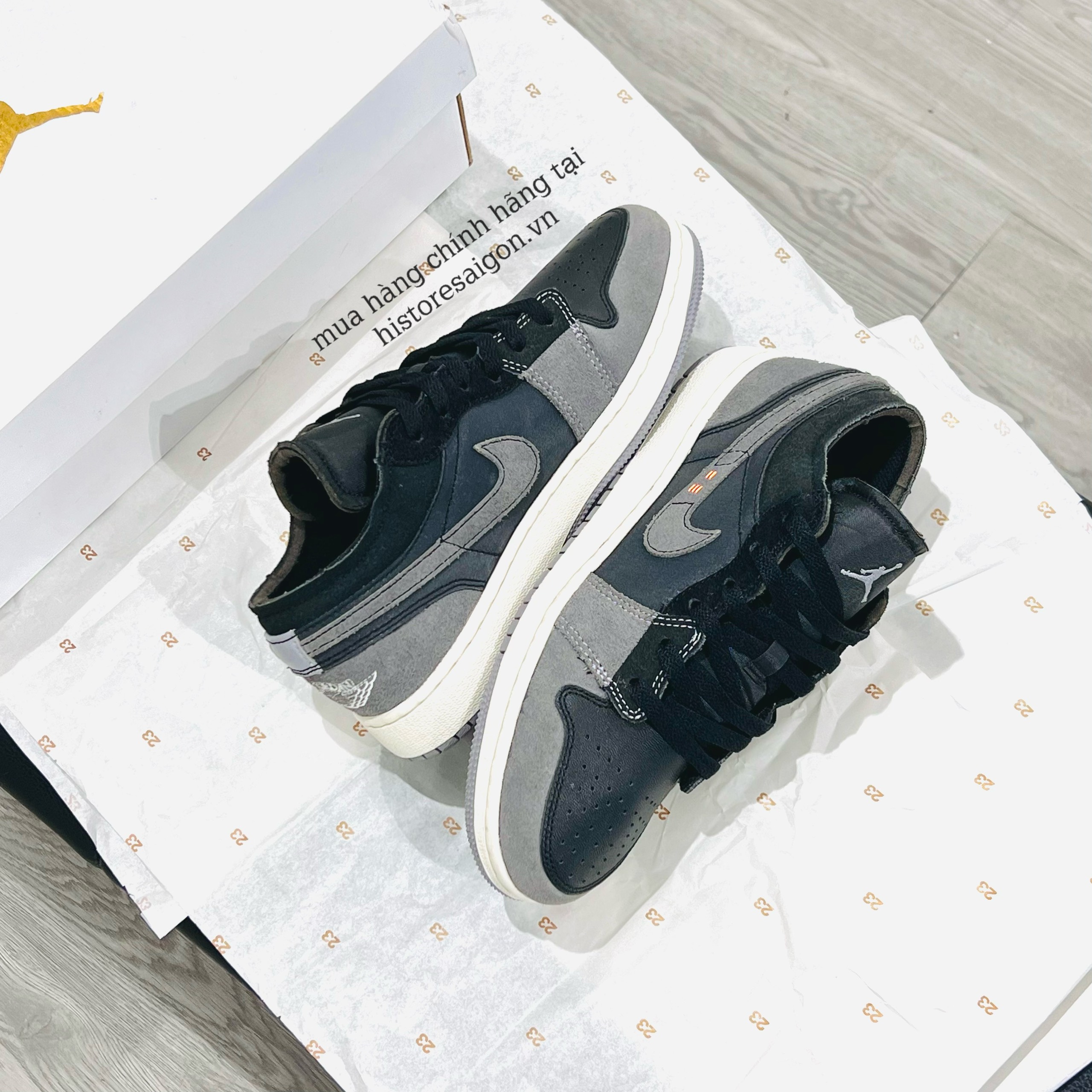 108 -  Giày Air Jordan 1 Low SE Craft Inside Out Black - DN1635 001 DV0478 00 [HÀNG CHÍNH HÃNG]