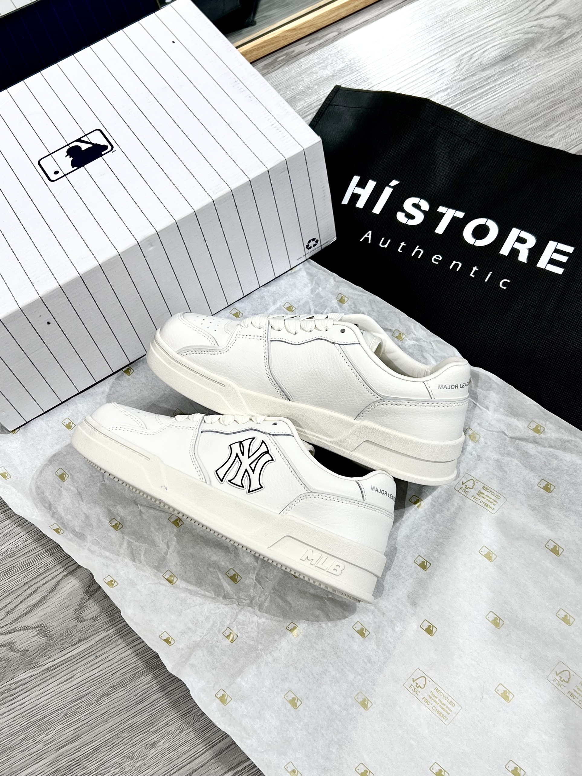 933 -  Giày MLB Hofer V2 New York Yankees White - Code 3ASXHSN4N-50WHS [HÀNG CHÍNH HÃNG]