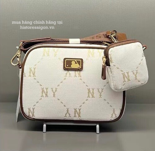 940 -  Túi MLB Monogram Jacquard New York Yankees - White - Code 7ACRMDA4 50BGM [HÀNG CHÍNH HÃNG]