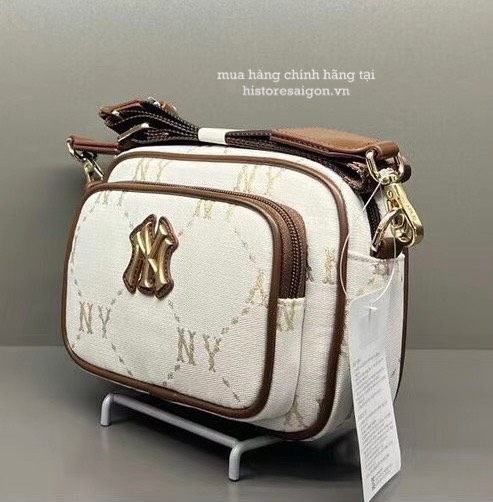 940 -  Túi MLB Monogram Jacquard New York Yankees - White - Code 7ACRMDA4 50BGM [HÀNG CHÍNH HÃNG]
