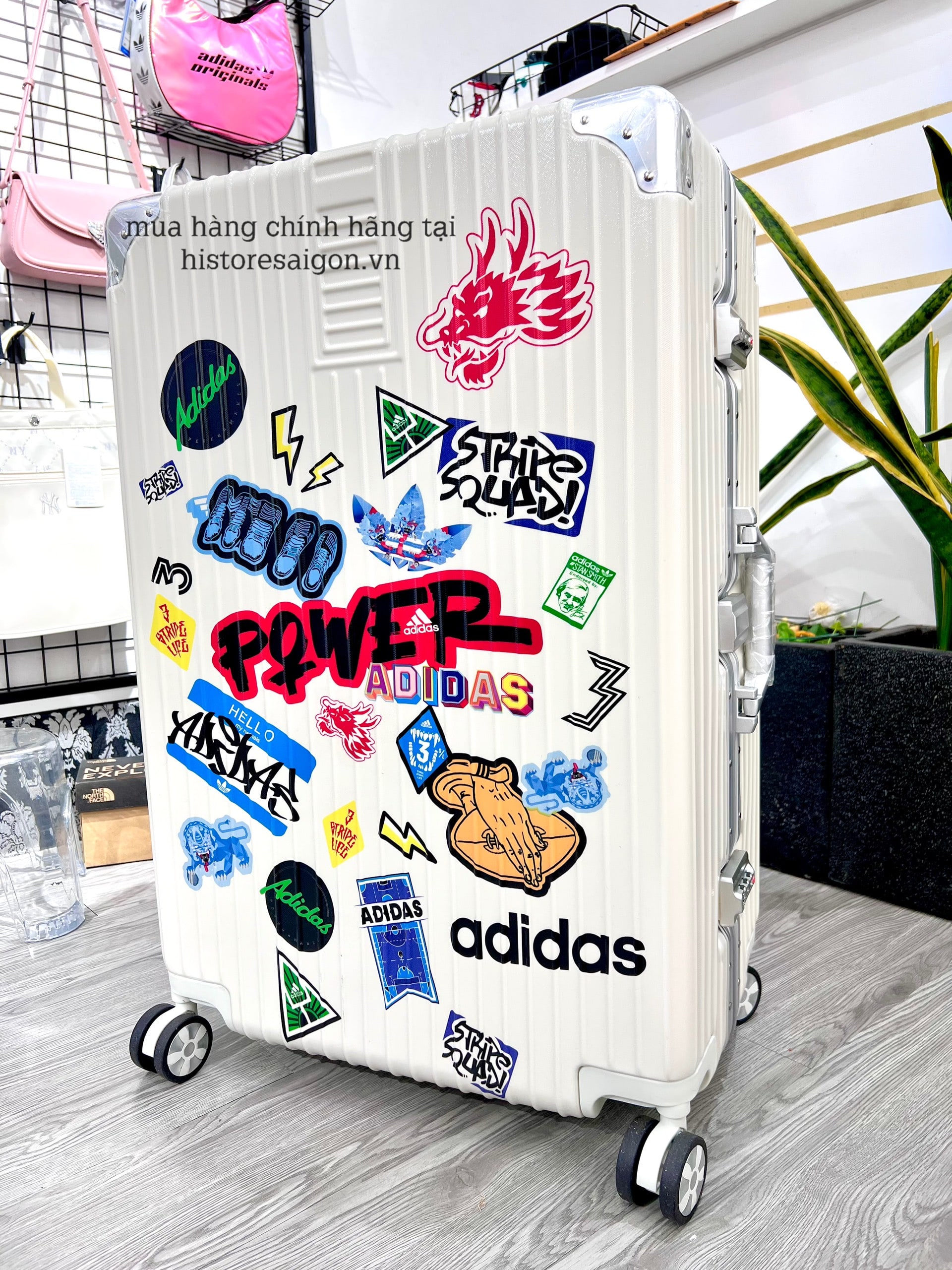 647 -  Vali Adidas Sticker Power - Size Ký Gửi 28 - Trắng Kem [HÀNG CHÍNH HÃNG]
