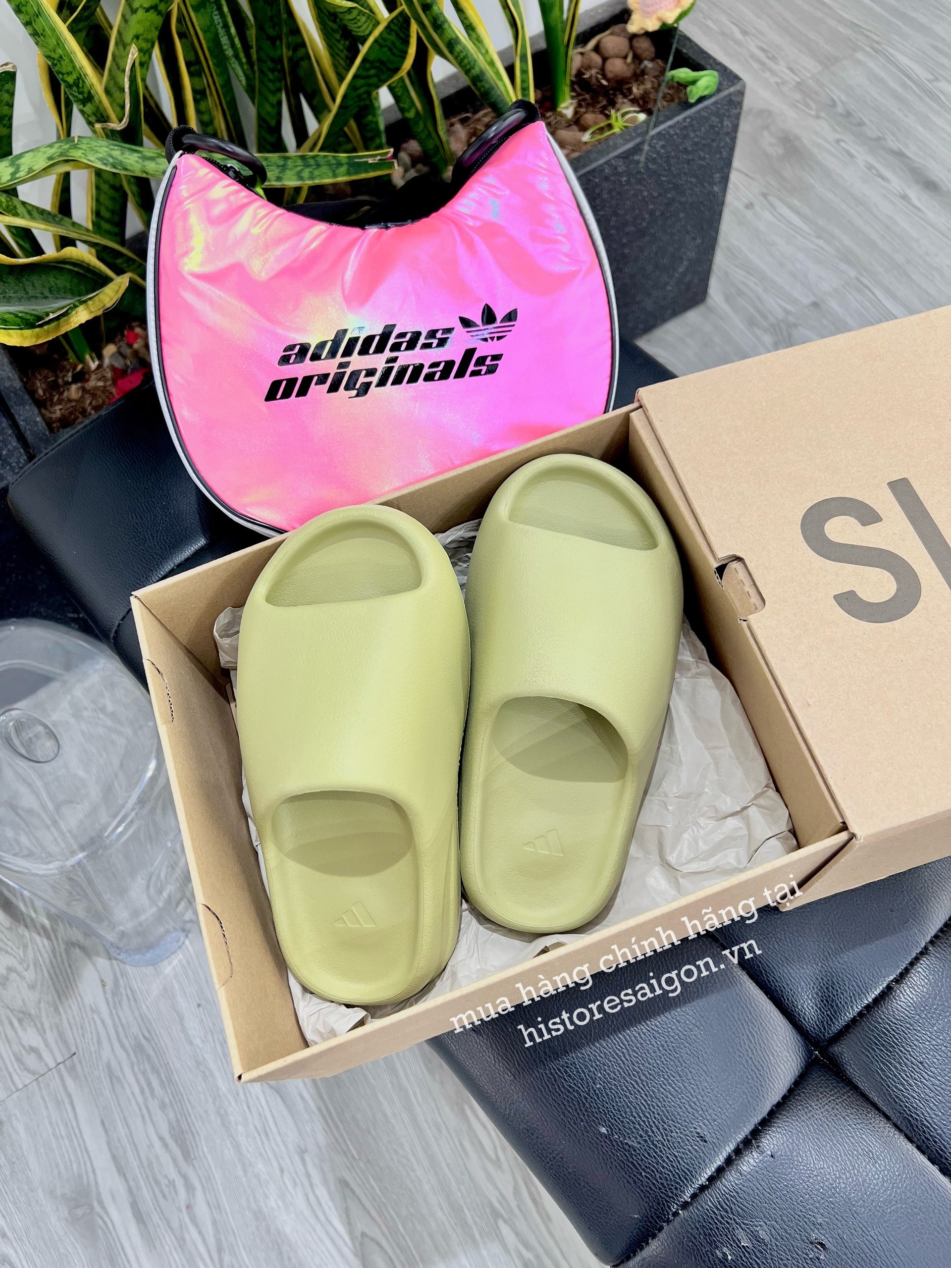 847 -  Dép Adidas Yeezy Slide Resin - Code FZ5904 [HÀNG CHÍNH HÃNG]
