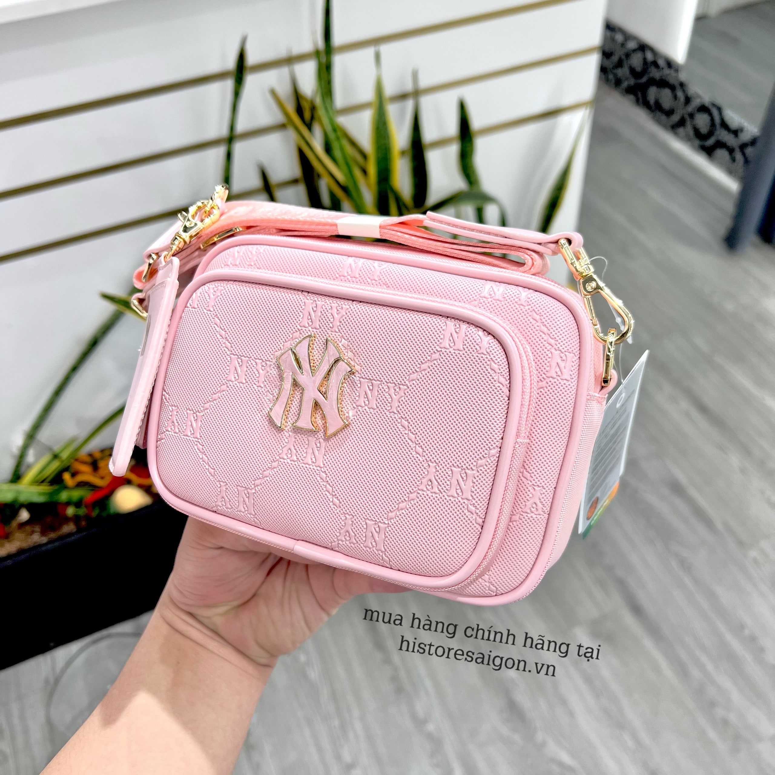 499 -  Túi MLB NY Monogram - Hồng - Code 7ACRMD04N-50PKM [HÀNG CHÍNH HÃNG]