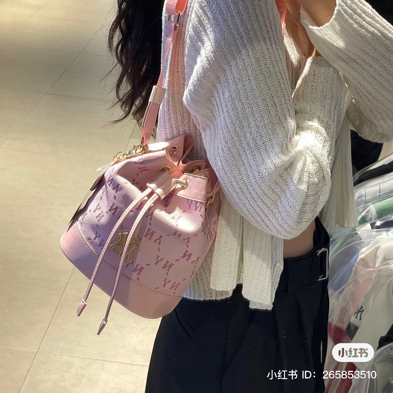 938 -  Túi MLB Monogram Bucket Bag New York Yankees - Hồng Pink- Code 7ACRMDE4-50PKL [HÀNG CHÍNH HÃNG]