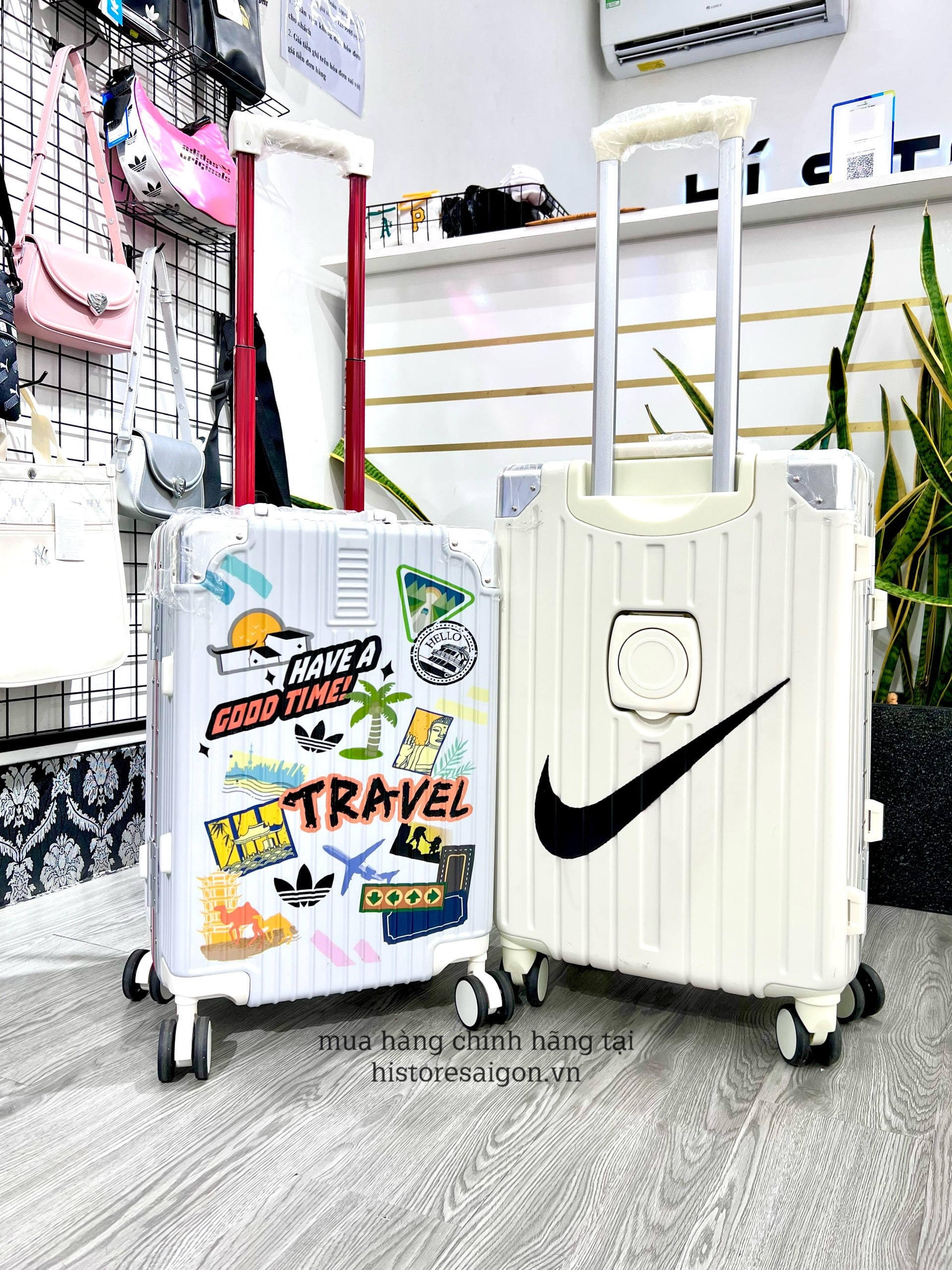 745 -  Vali Nike Just Do It - Size Cabin 22 Xách Tay - Trắng Kem [HÀNG CHÍNH HÃNG]