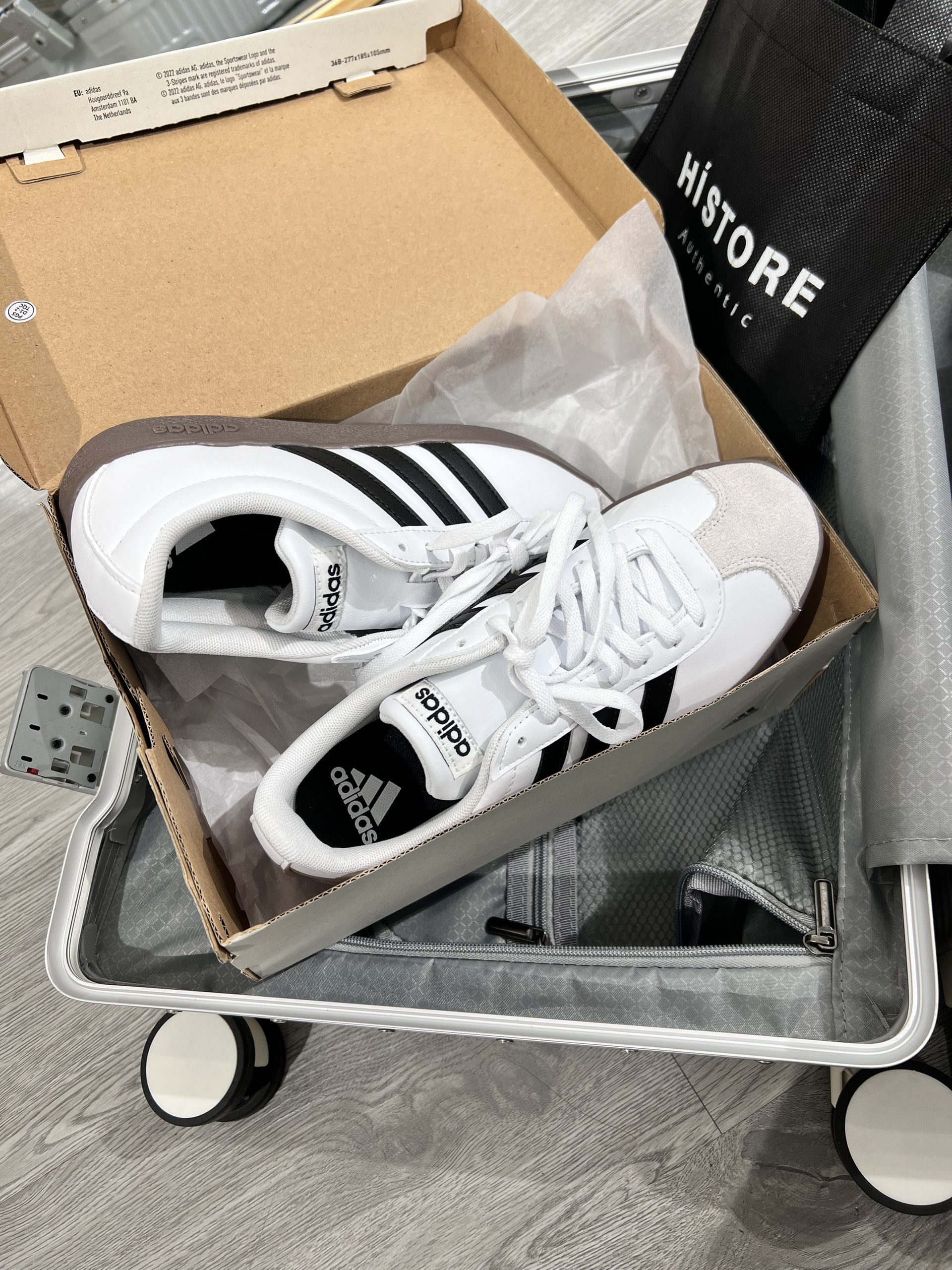772 -  Giày Adidas VL Court Base White/ Gum Code - ID3711 [HÀNG CHÍNH HÃNG]