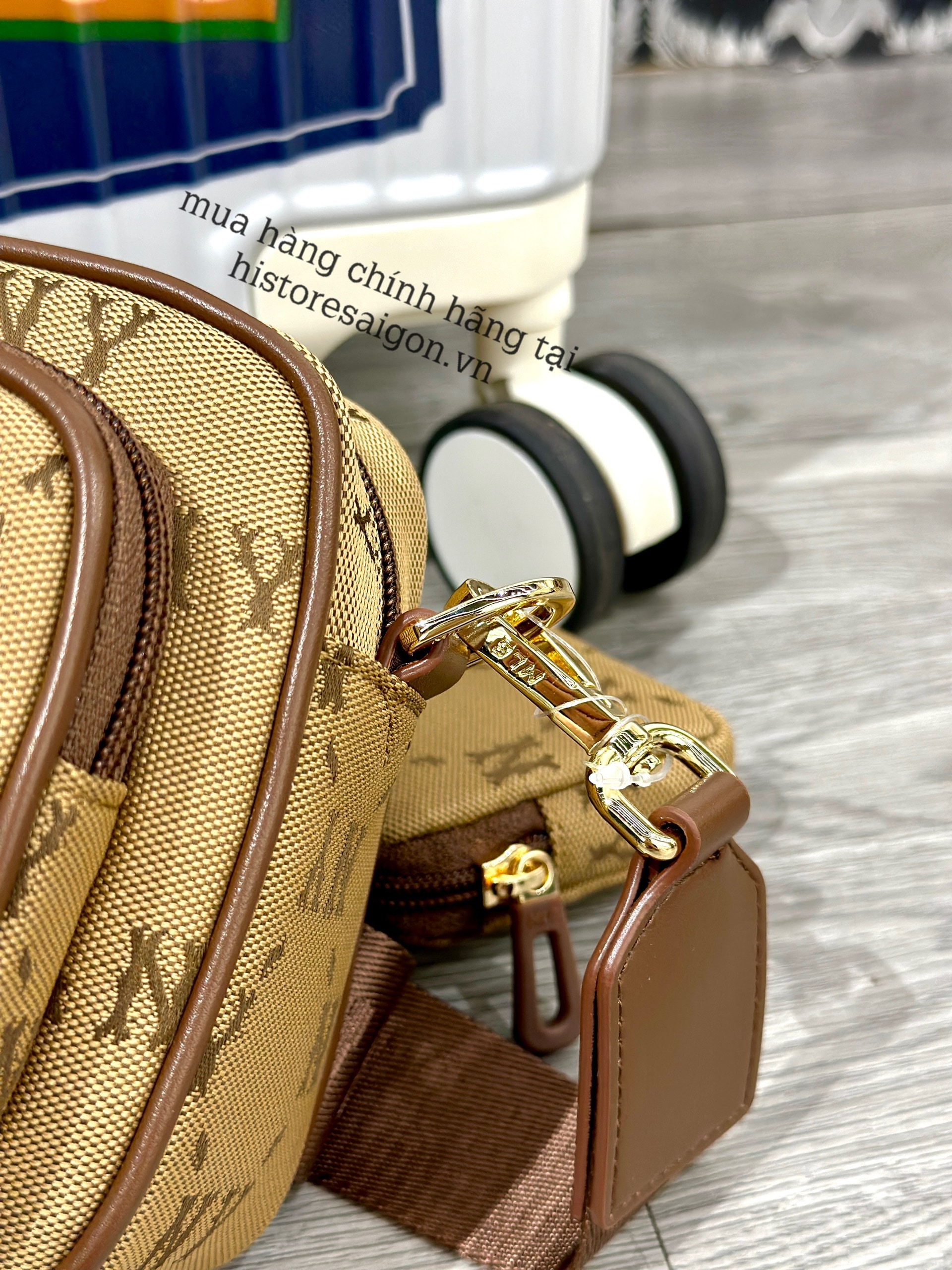 942 -  Túi MLB Monogram Jacquard New York Yankees - Beige - Code 7ACRMDA4 50BGS [HÀNG CHÍNH HÃNG]