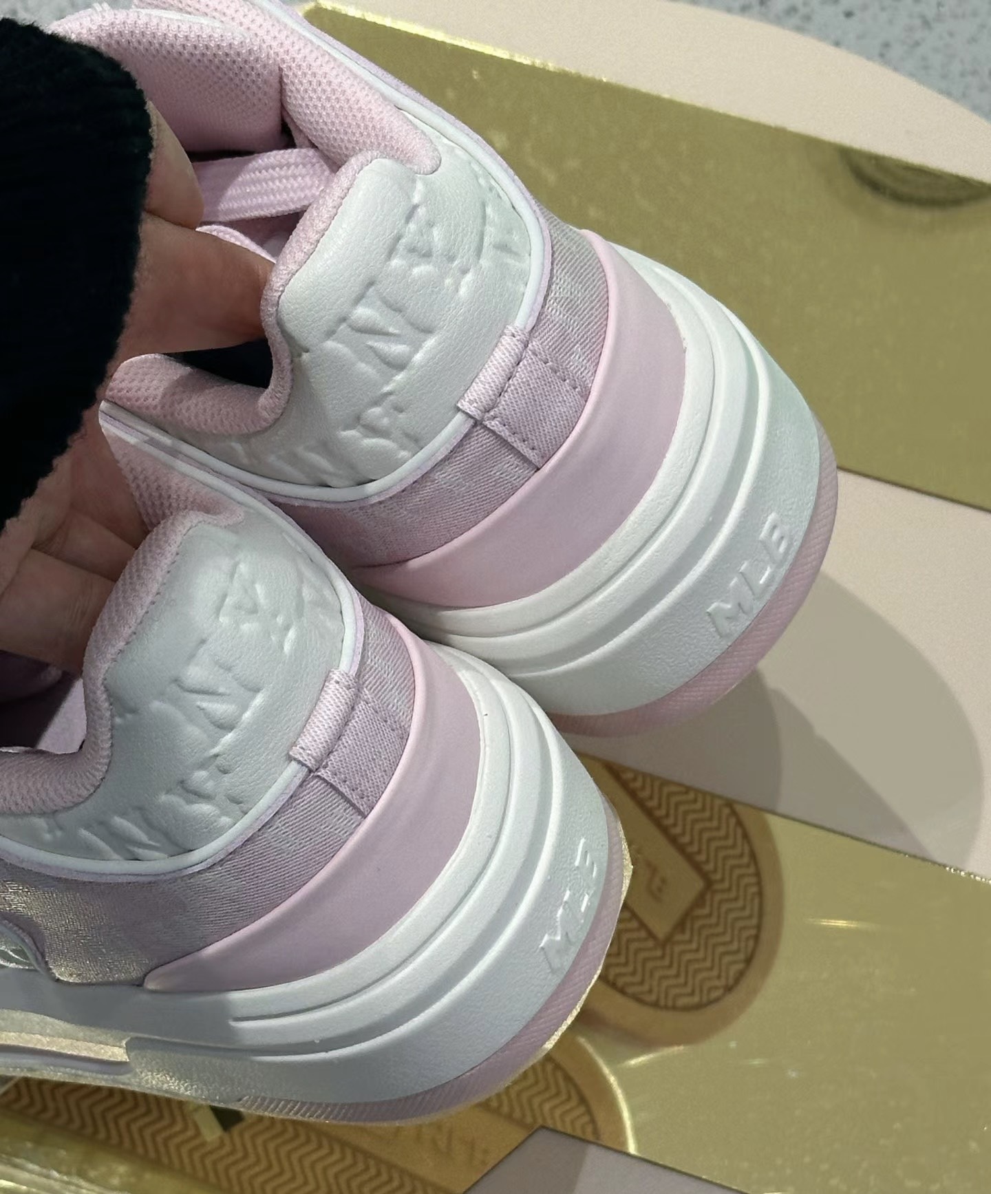 972  -  Giày MLB NY Chunky Liner Mid Classic Monogram - Hồng Pink - Code 3ASXCMM4N 50PKS [HÀNG CHÍNH HÃNG]