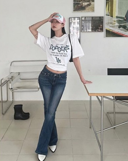 981 -  Áo MLB NY 2024 Basic Lettering Over Fit New York Yankees - White Trắng - Code 3ATSB2243 07WHS [HÀNG CHÍNH HÃNG]