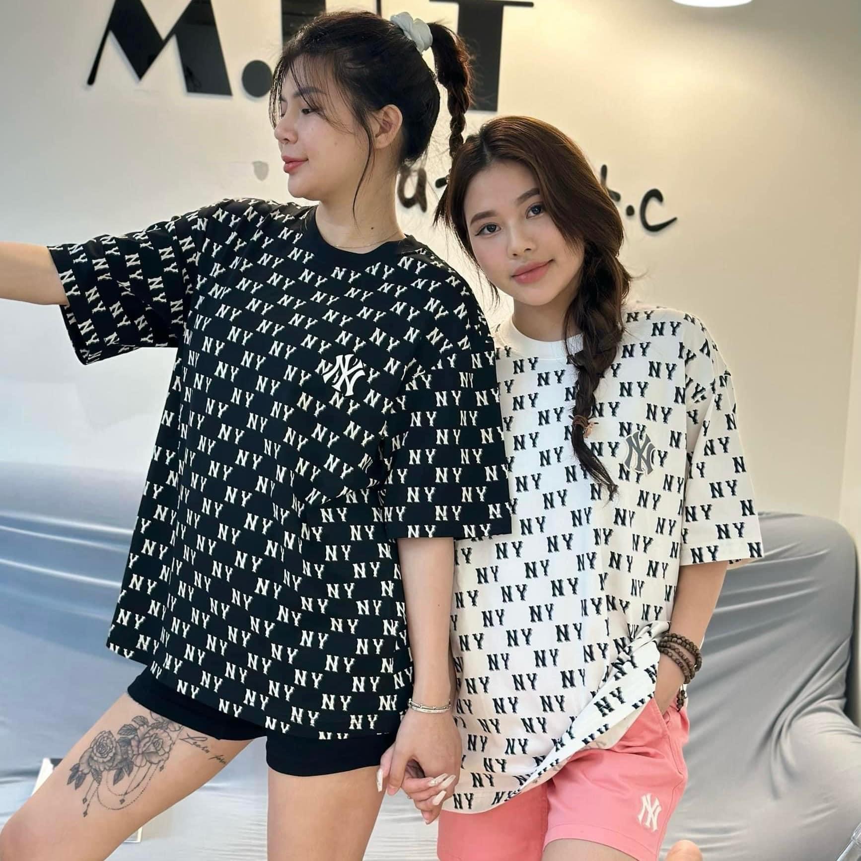 644 -  Áo MLB NY Classic Monogram 2024 - Trắng Kem - Code 3ATSM0843 50CRS [HÀNG CHÍNH HÃNG]