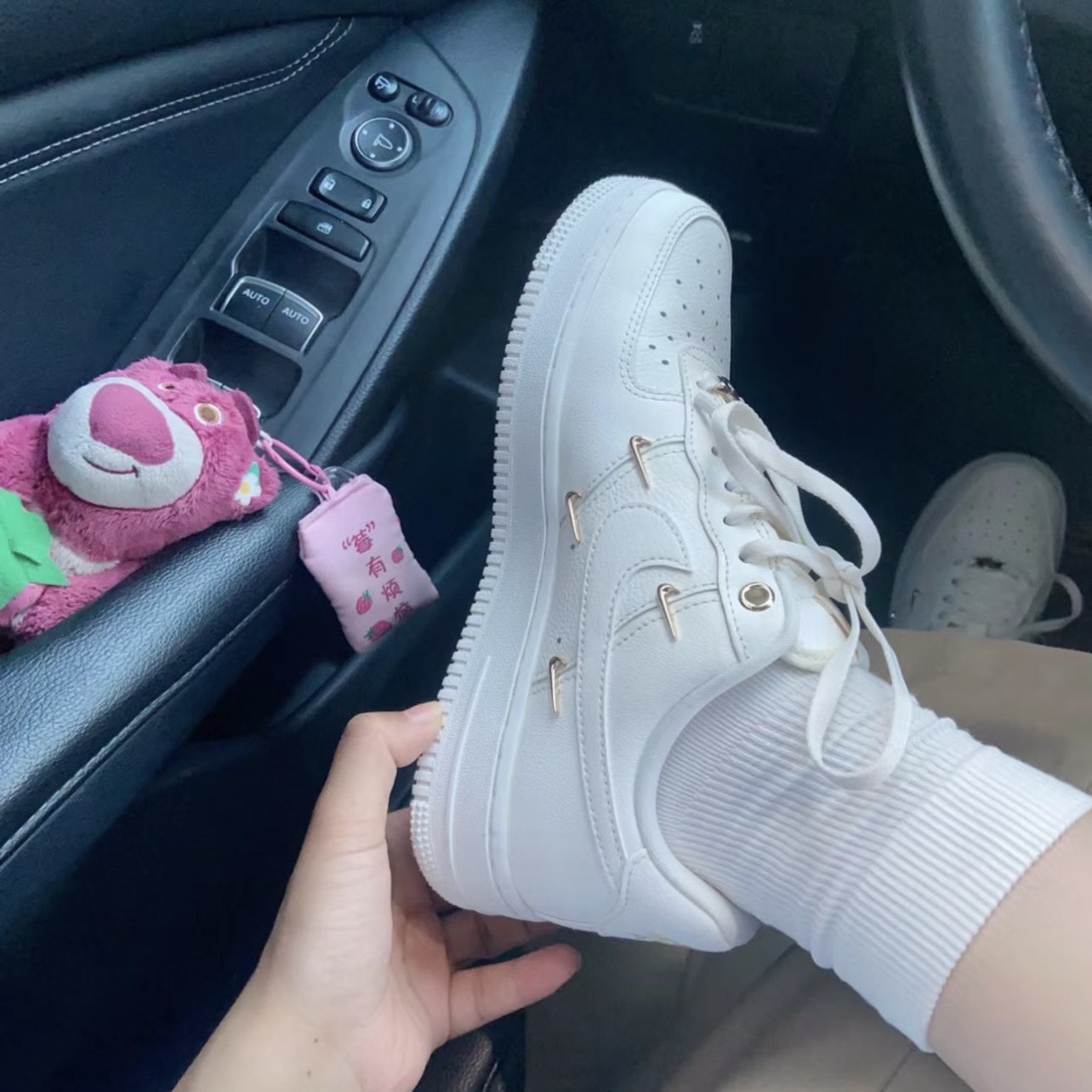 1030 -  Giày Nike Air Force 1 Low White Mini Gold Swooshes FV3654 111 [HÀNG CHÍNH HÃNG]