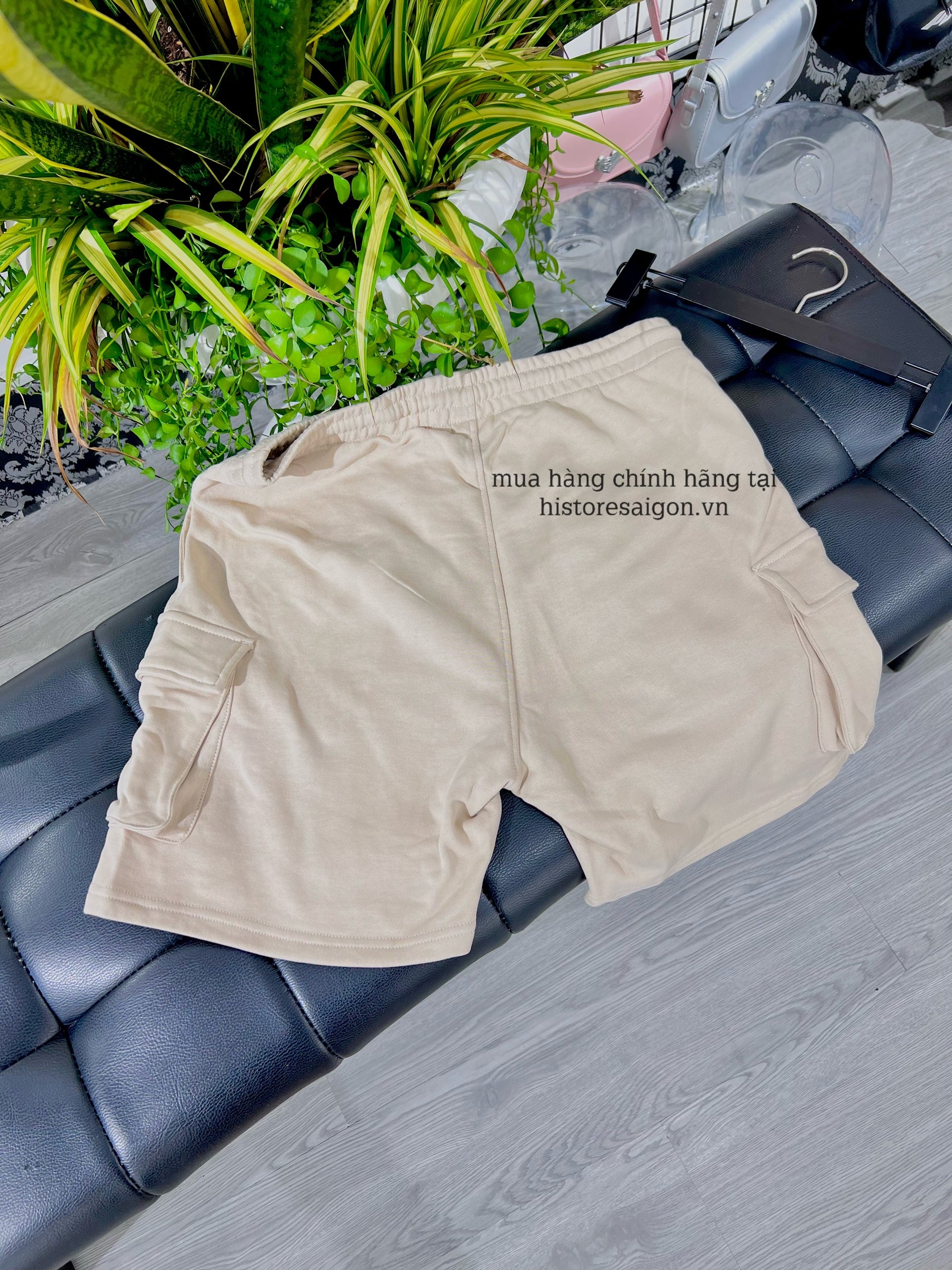 965 -  Quần New Era Cargo Pants Flag Logo - Hộp - Beige [HÀNG CHÍNH HÃNG]
