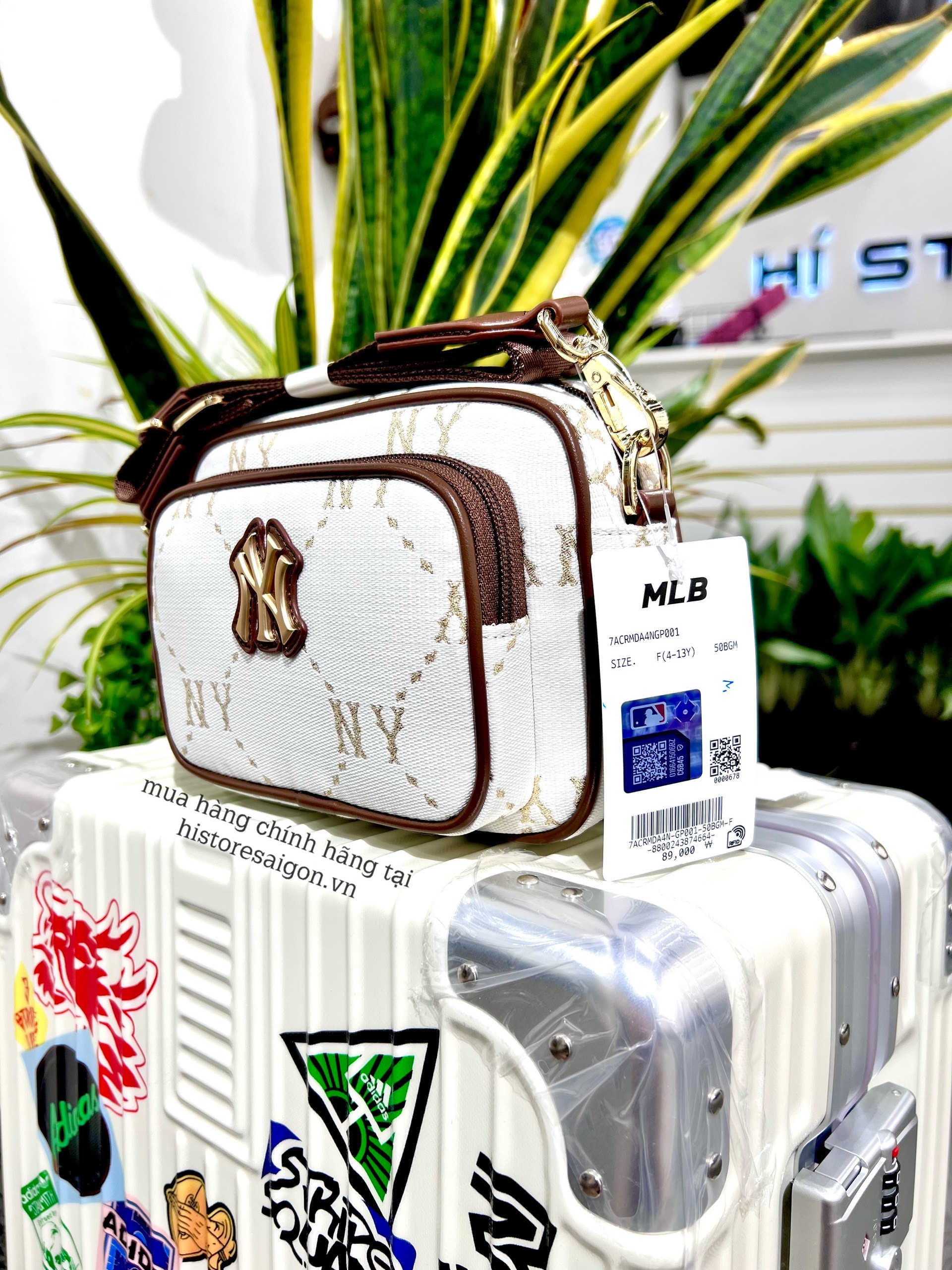 940 -  Túi MLB Monogram Jacquard New York Yankees - White - Code 7ACRMDA4 50BGM [HÀNG CHÍNH HÃNG]