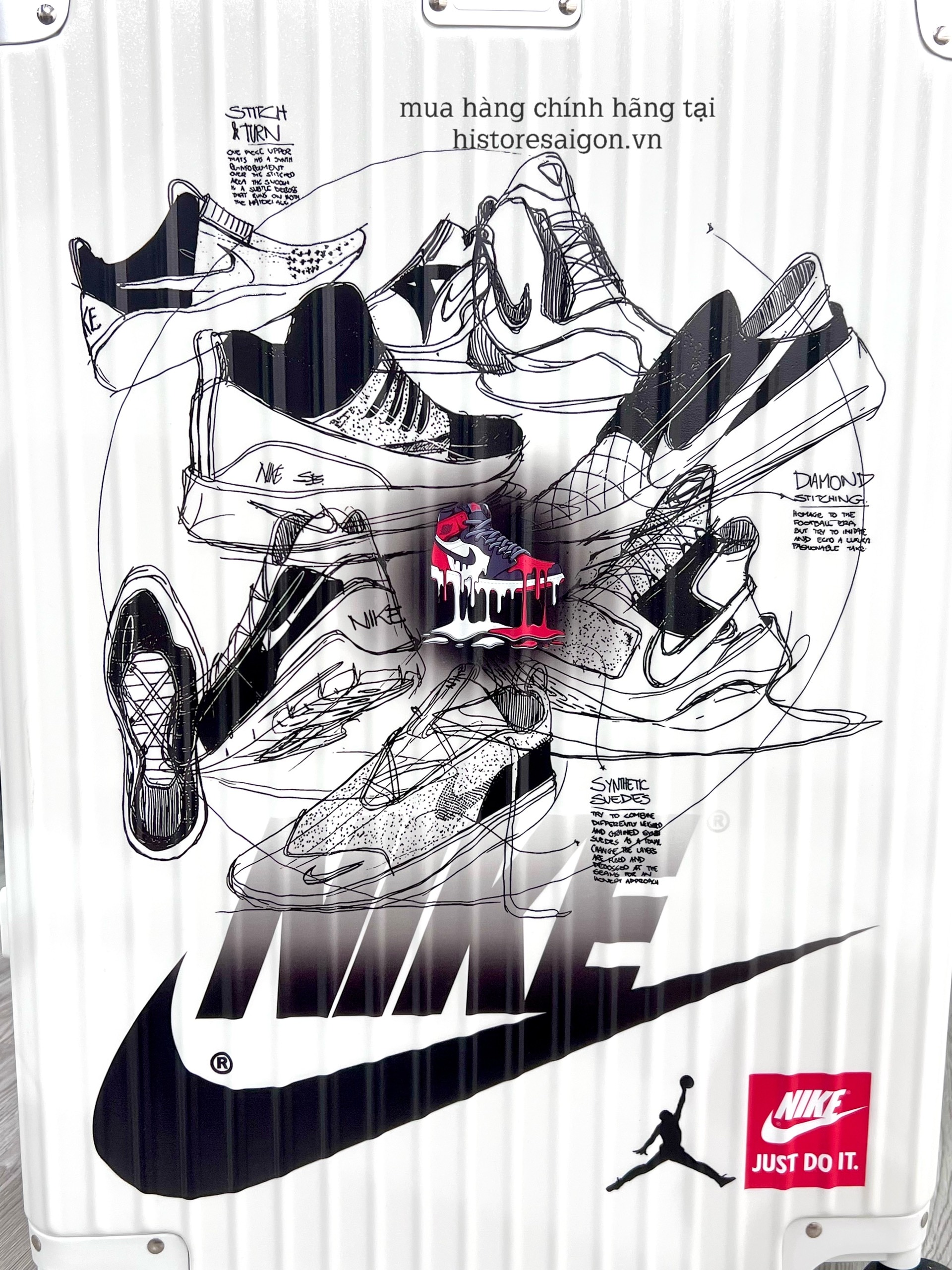 750 -  Vali Nike Sneakers Silhouette - Size Ký Gửi 26 - Trắng Kem [HÀNG CHÍNH HÃNG]