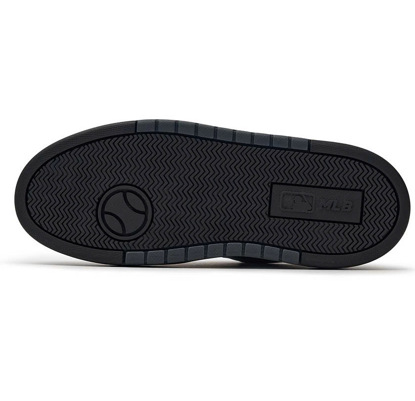 1163 -  Giày MLB Chunky Liner Basic 2024 Black - Đen - Code 3ASXCLB3N 50BKL [HÀNG CHÍNH HÃNG]