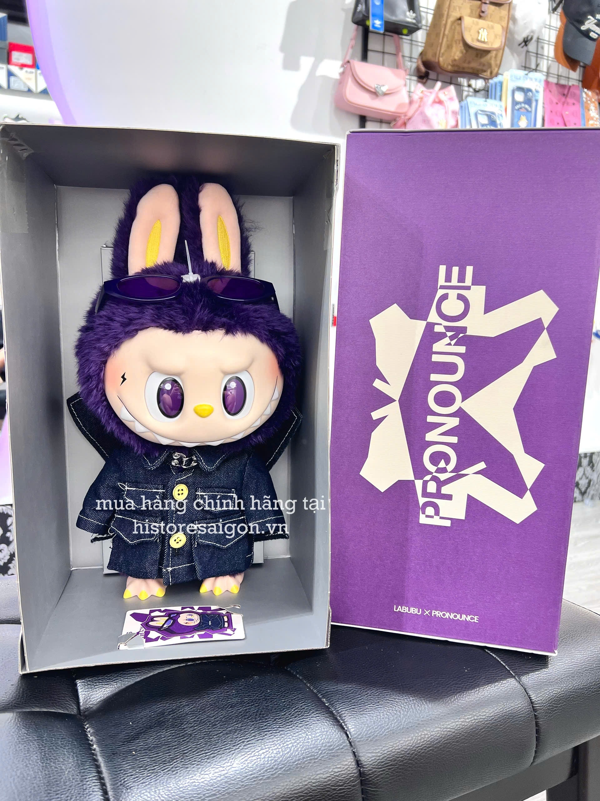 1133 - Labubu Pronounce Fancy WING OF FORTUNE - Labubu Tím V2 38cm Gấu Bông Art Toy POPMART - The Monster Vinyl Plush Doll Labubu x Pronounce - Code 6941848280091 [HÀNG CHÍNH HÃNG]