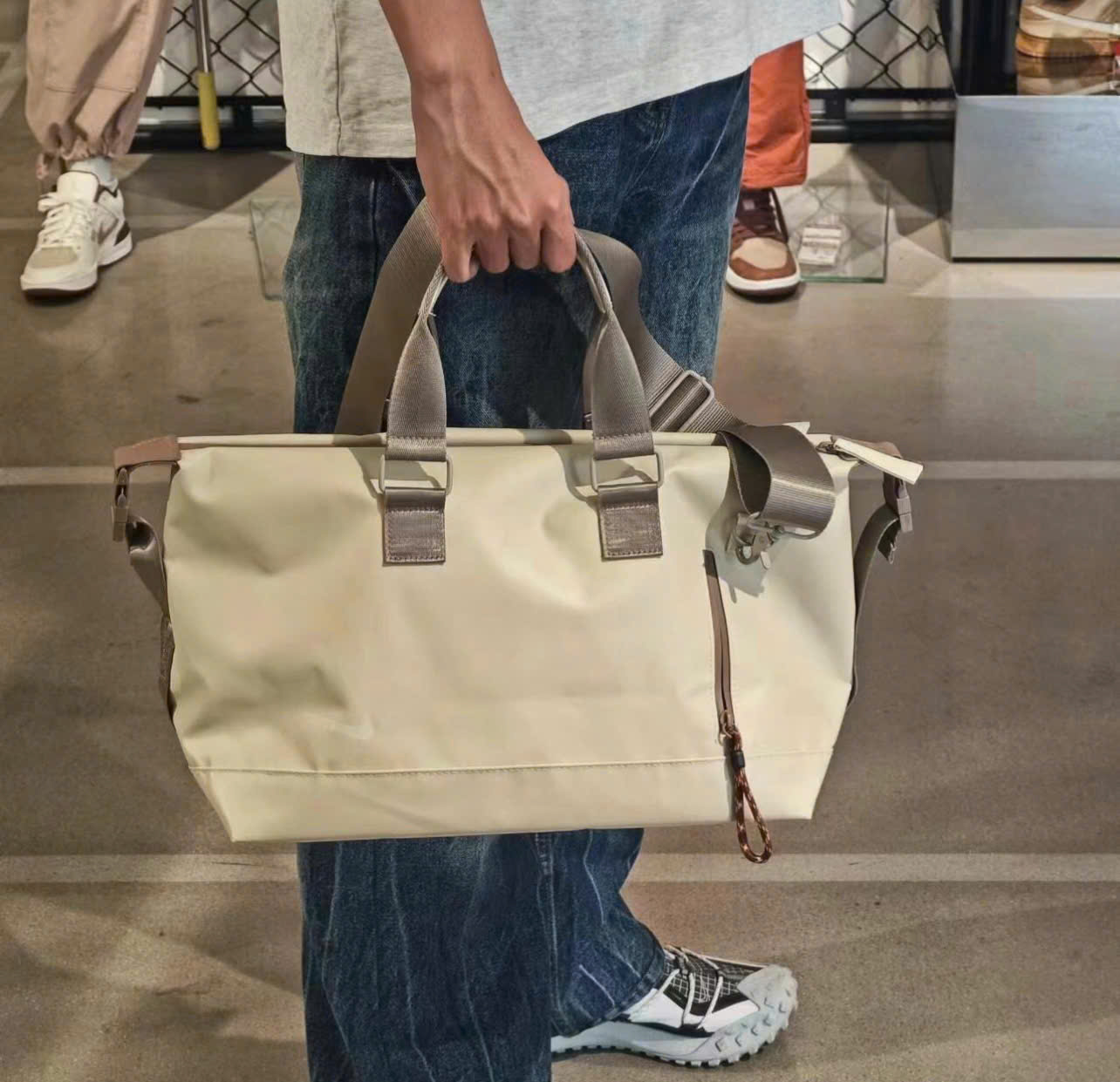 1147 - Túi Trống Nike Duffle Water-resistant Bag Special Gift Member [HÀNG CHÍNH HÃNG]