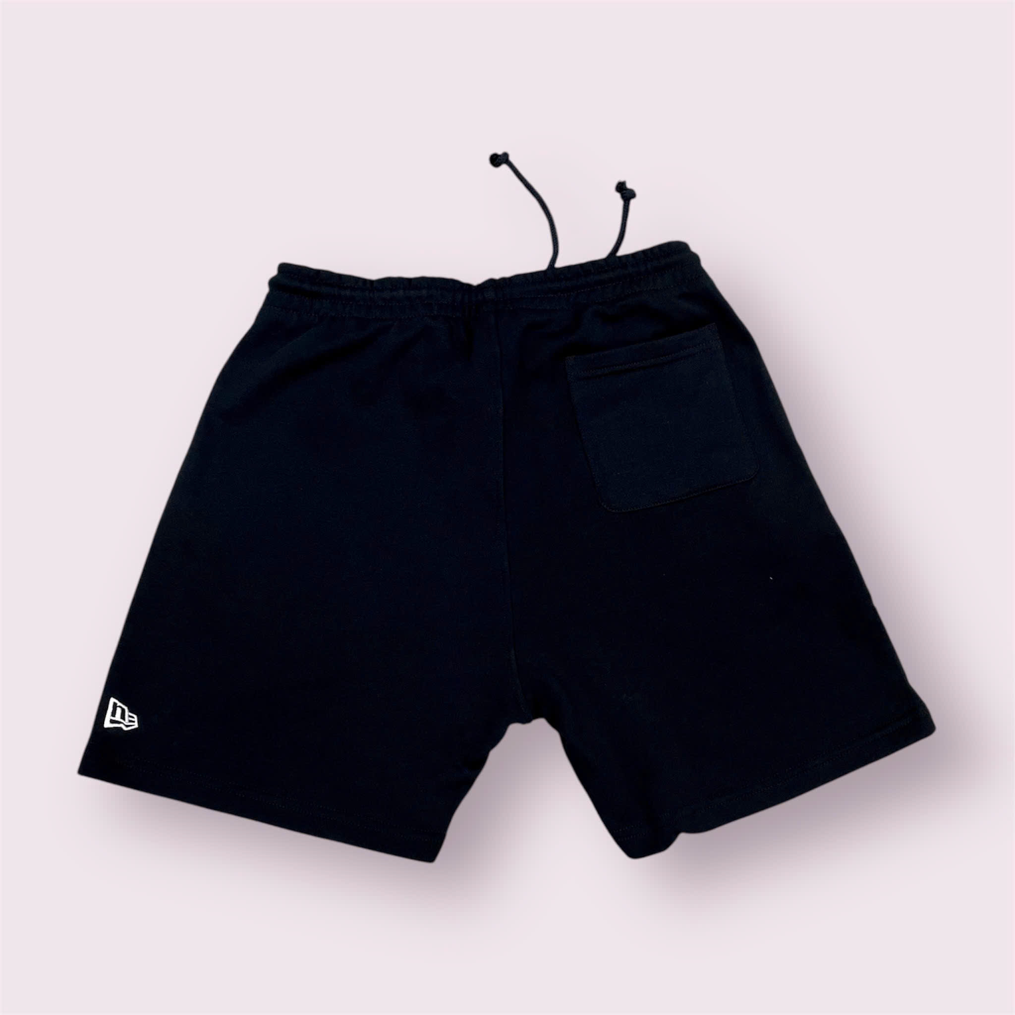 1238 - Quần New Era NY Đen Sọc Trắng [HÀNG CHÍNH HÃNG]
