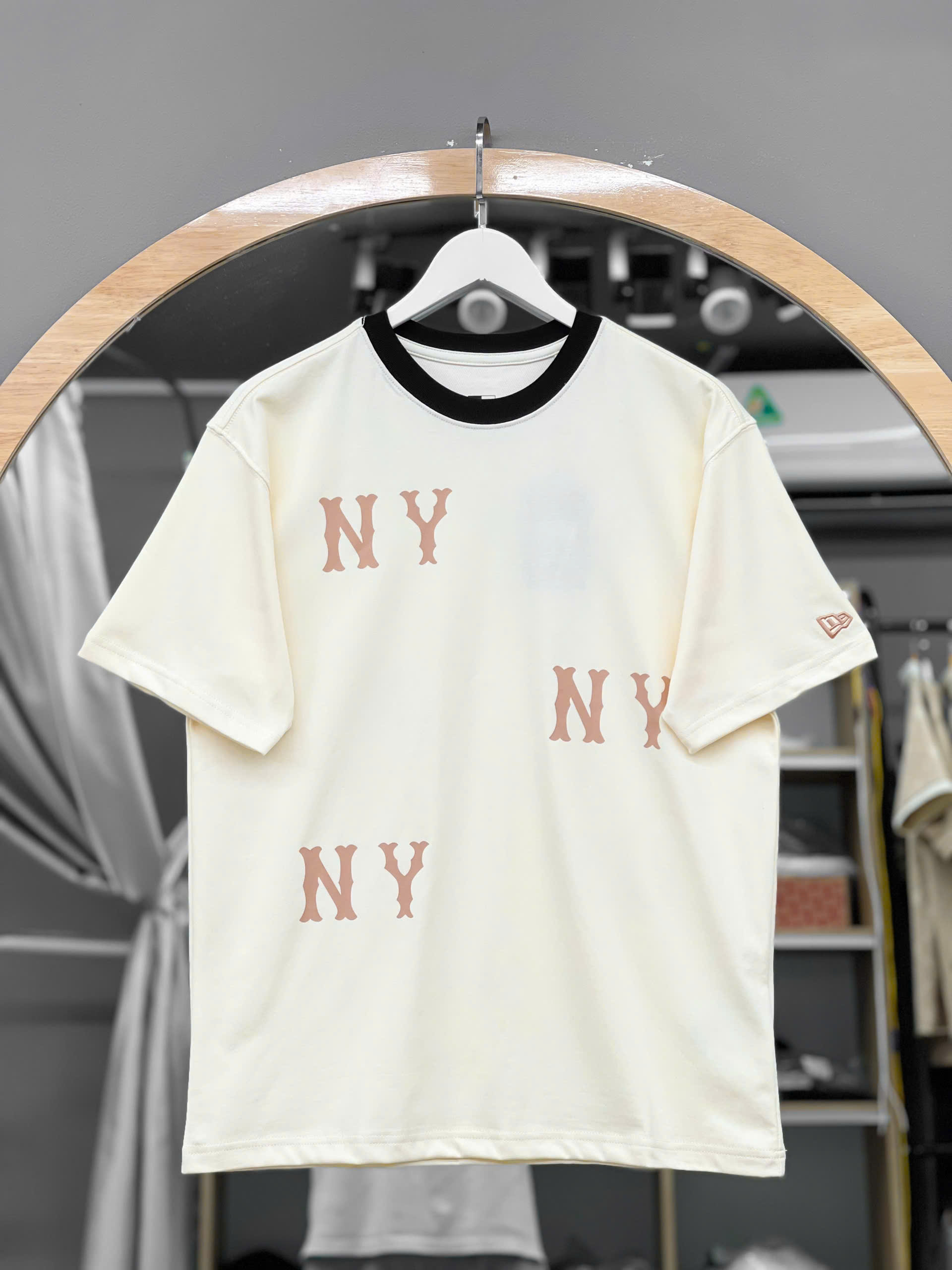 1243 - Áo New Era NY NY NY Trắng Kem [HÀNG CHÍNH HÃNG]