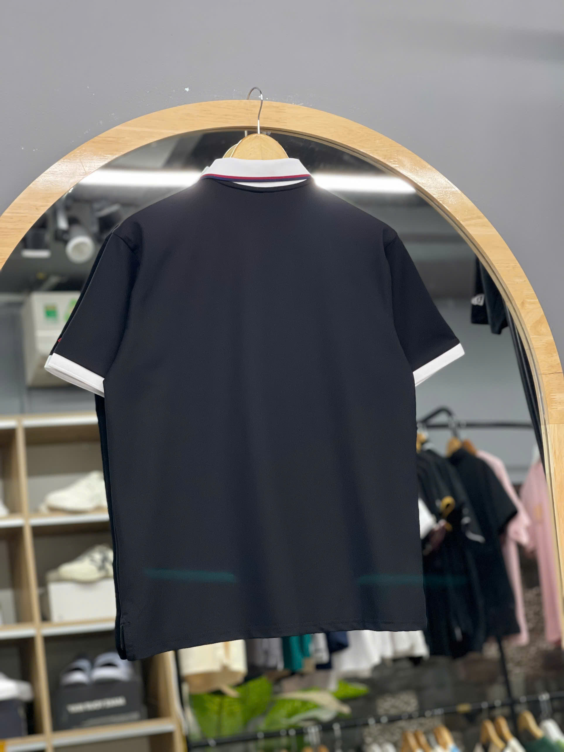 1304  - Áo Polo New Era - Đen - Viền Cổ Trắng - Logo NY nhỏ đỏ  [HÀNG CHÍNH HÃNG]