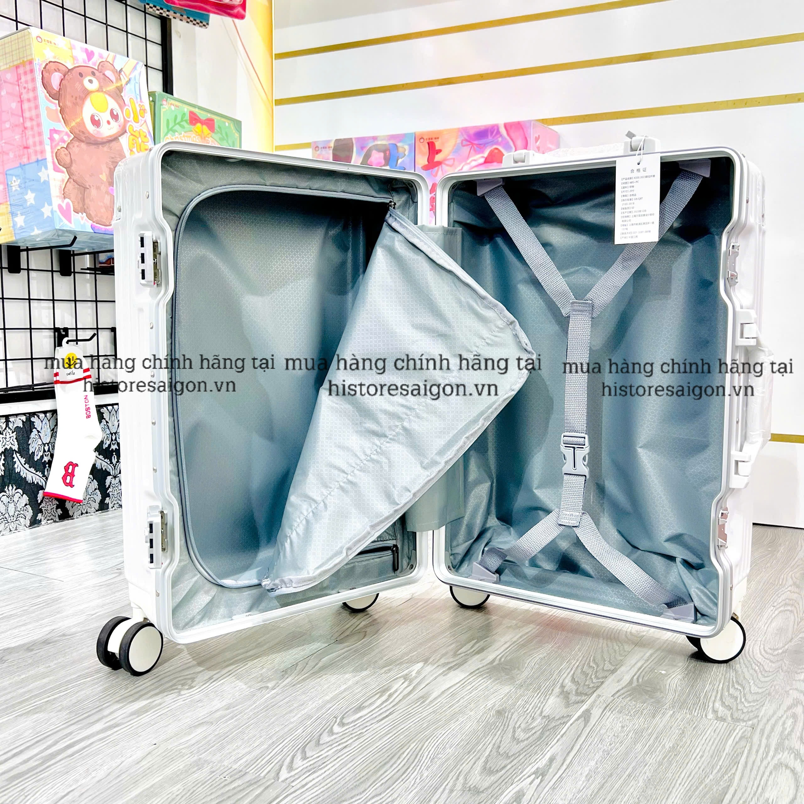 730 -  Vali Adidas Limited Edition - Size Cabin 22 Xách Tay - Trắng [HÀNG CHÍNH HÃNG]