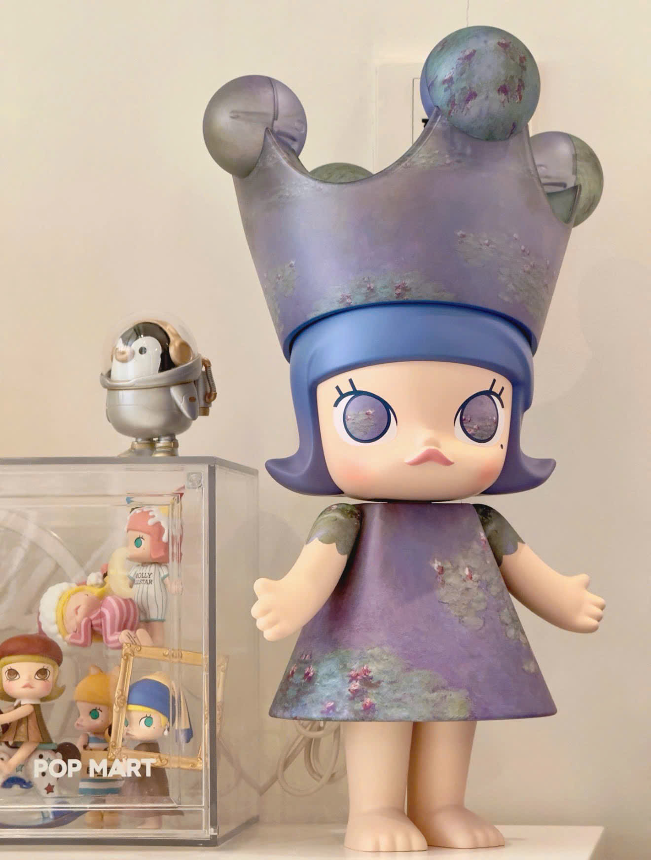 Molly Monet 400 Búp Bê Nghệ Thuật POP MART Độc Đáo, Tinh Tế Molly Monet 400 Búp Bê Nghệ Thuật POP MART Độc Đáo, Tinh Tế