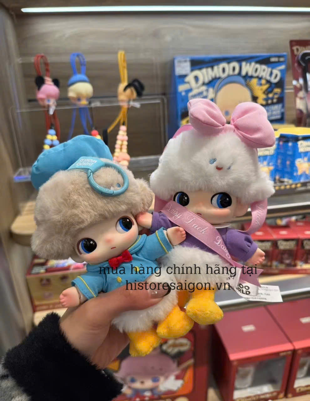 1354 - Dimoo Donal Duck - Dimoo Bông Donal Duck's Singing - POPMART Dimoo World x Disney Series-Vinyl Plush Keychain Blindbox - Code 01302810652 [HÀNG CHÍNH HÃNG]