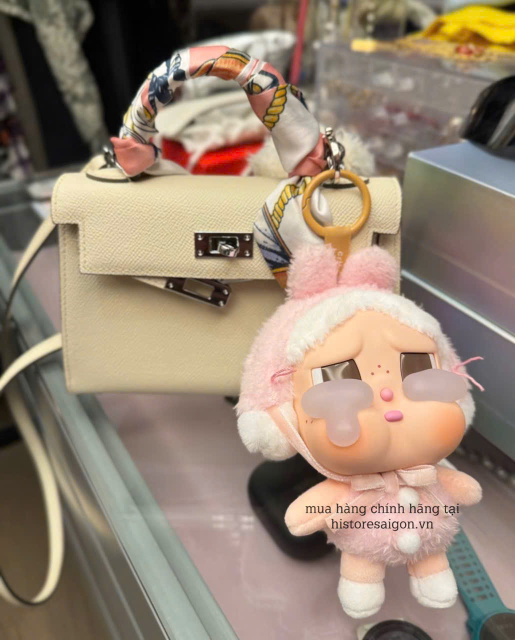 1368 - Crybaby Crying Again Thỏ Hồng - Mô Hình Gấu Bông Art Toy POP MART CRYBABY Crying Again Series-Vinyl Face Plush Code 12403190031 [HÀNG CHÍNH HÃNG]
