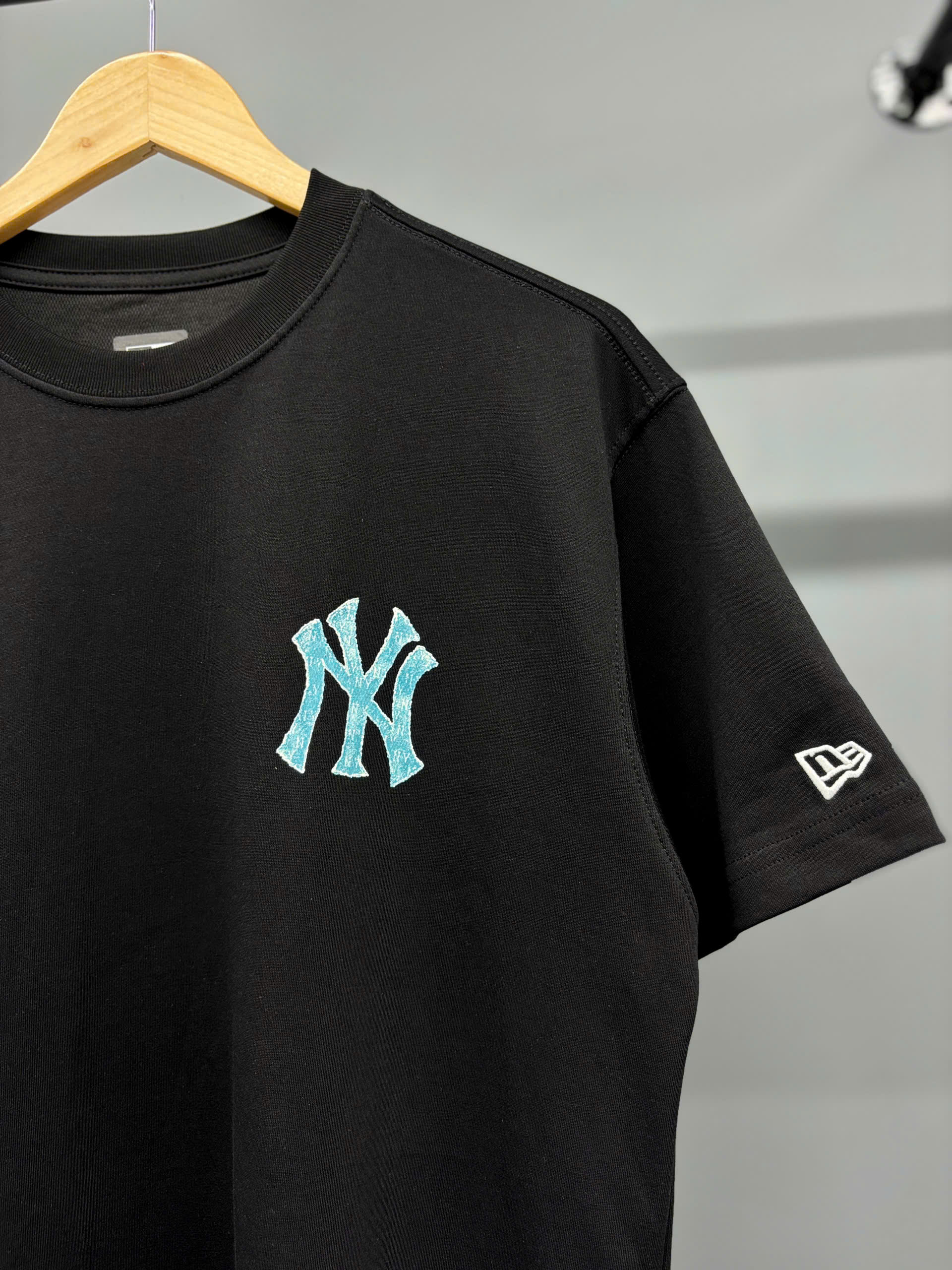 1382  - Áo Thun New Era - Đen - NY Xanh Mint  [HÀNG CHÍNH HÃNG]