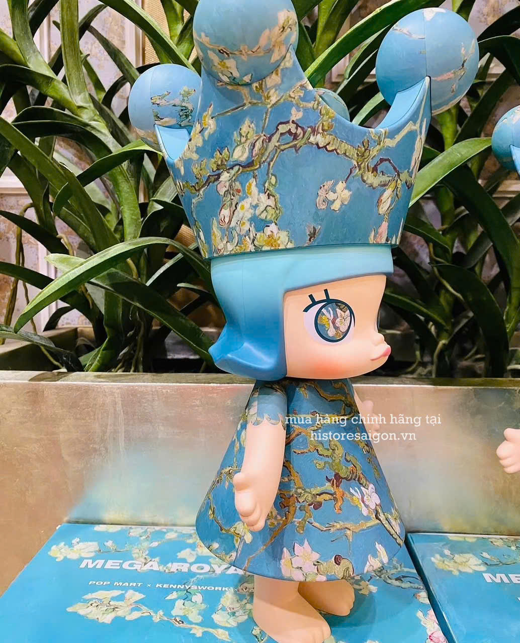 1150 - Molly Van Gogh 400% - POPMART Royal Molly Almond Blossom Van Gogh 400% Figure Mucha Zodiac Art Toy [CHÍNH HÃNG]