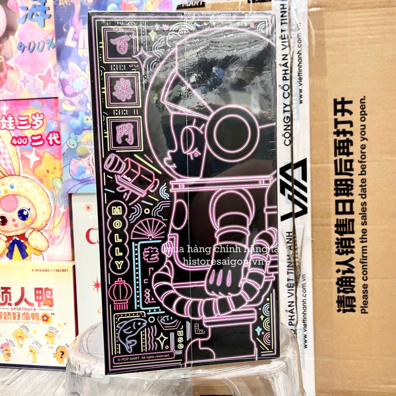 1515 - Molly Shanghai 400% - POPMART MEGA SPACE MOLLY 400% Old Shanghai Palmer House 27610577144 [CHÍNH HÃNG]