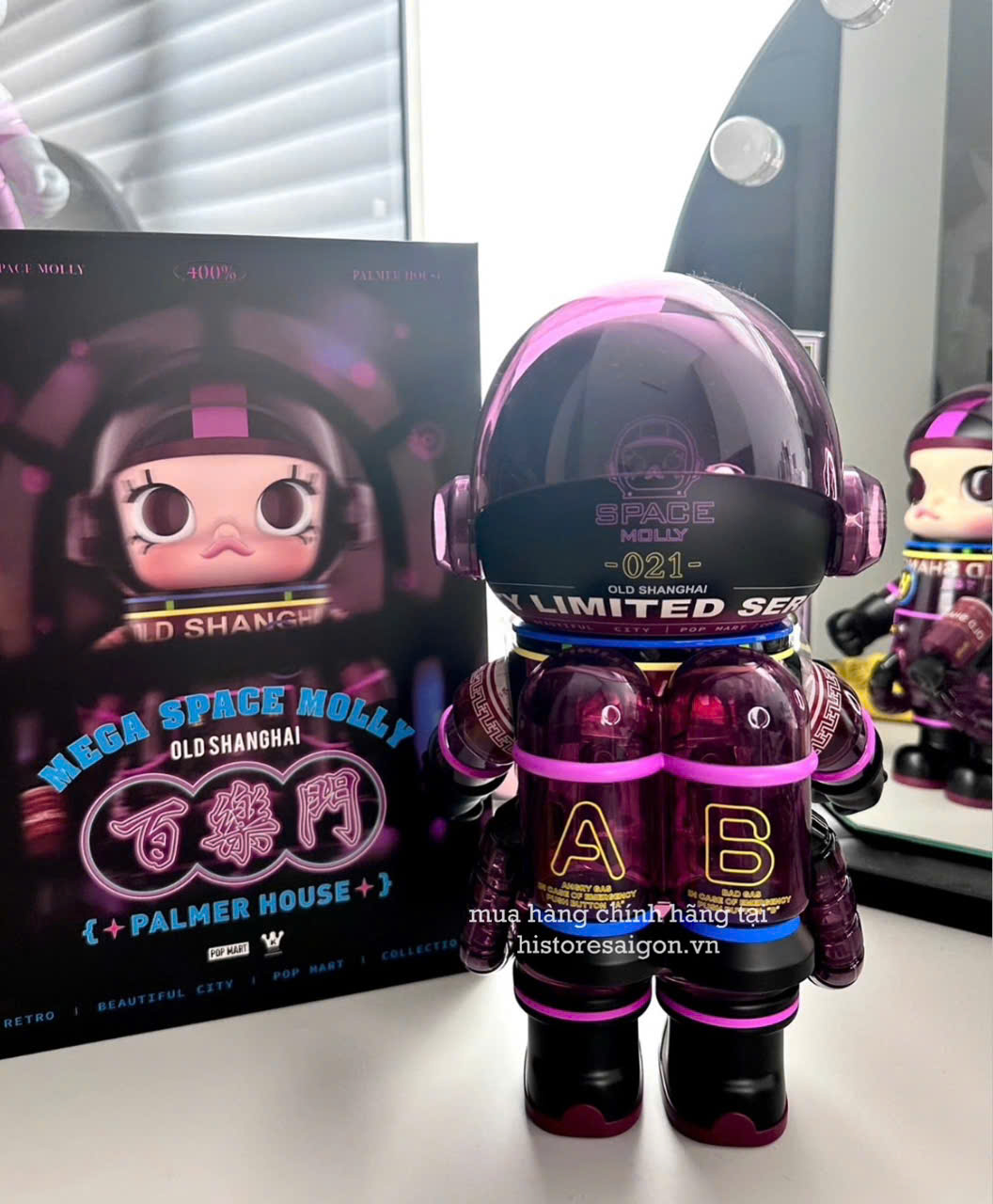 1515 - Molly Shanghai 400% - POPMART MEGA SPACE MOLLY 400% Old Shanghai Palmer House 27610577144 [CHÍNH HÃNG]