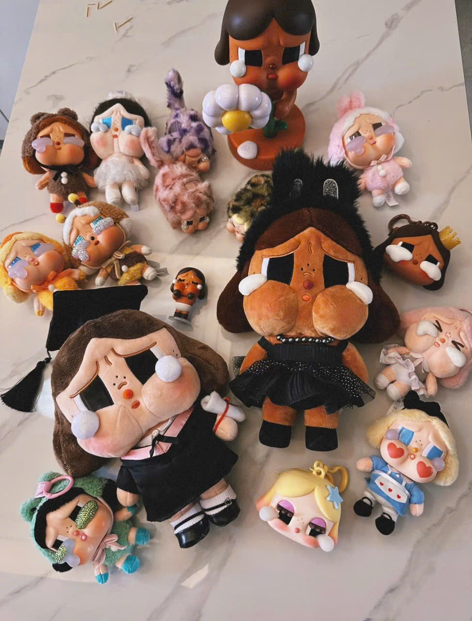 1719 - Crybaby Shiny Đen POPMART Crybaby Shiny Shiny 6941313012769 Plush Doll [HÀNG CHÍNH HÃNG]