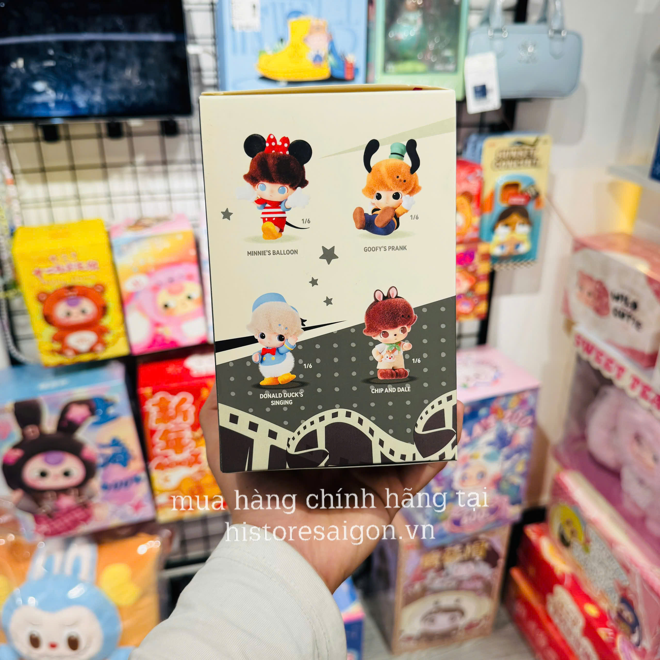 1338 - Dimoo World Blindbox - Dimoo Bông Blindbox - POPMART Dimoo World x Disney Series-Vinyl Plush Keychain Blindbox - Code 01302810652