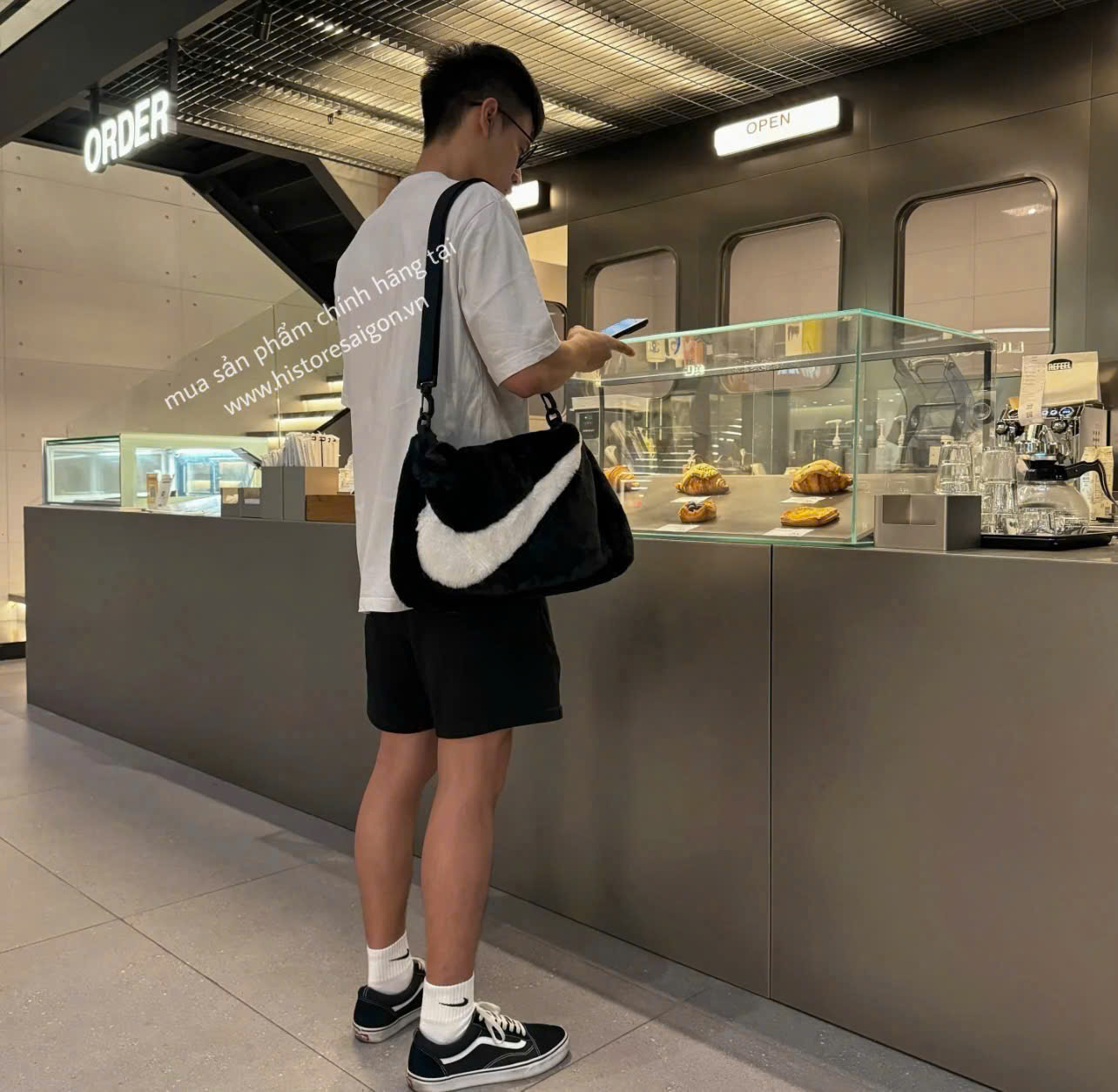 1760 - Túi Nike Lông Faux Fur Tote Diffused DQ5804-010 [HÀNG CHÍNH HÃNG]