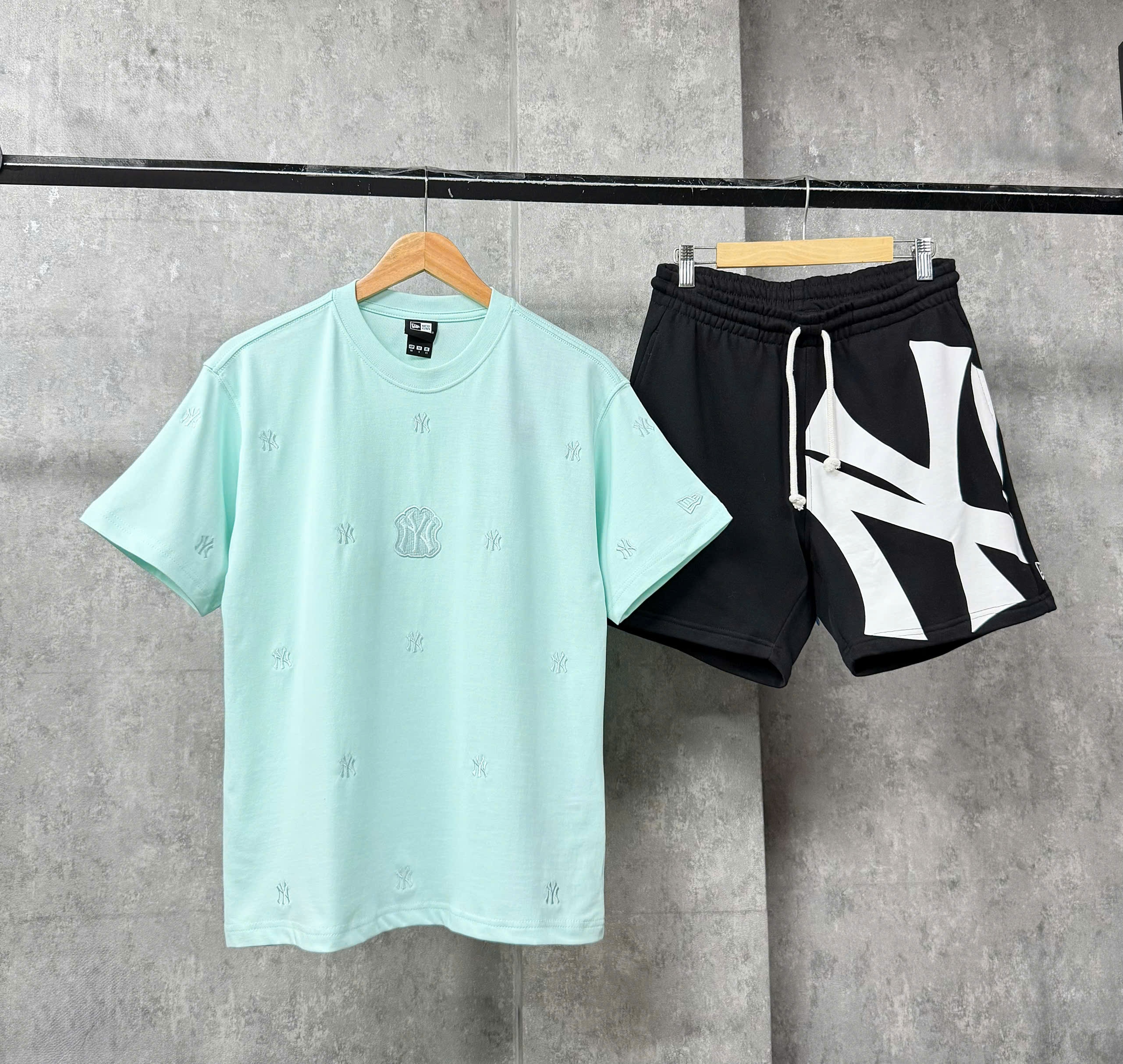 1929 - Áo New Era NY - Xanh Mint Thêu Monogram - Mặt Sau Trơn [HÀNG CHÍNH HÃNG]