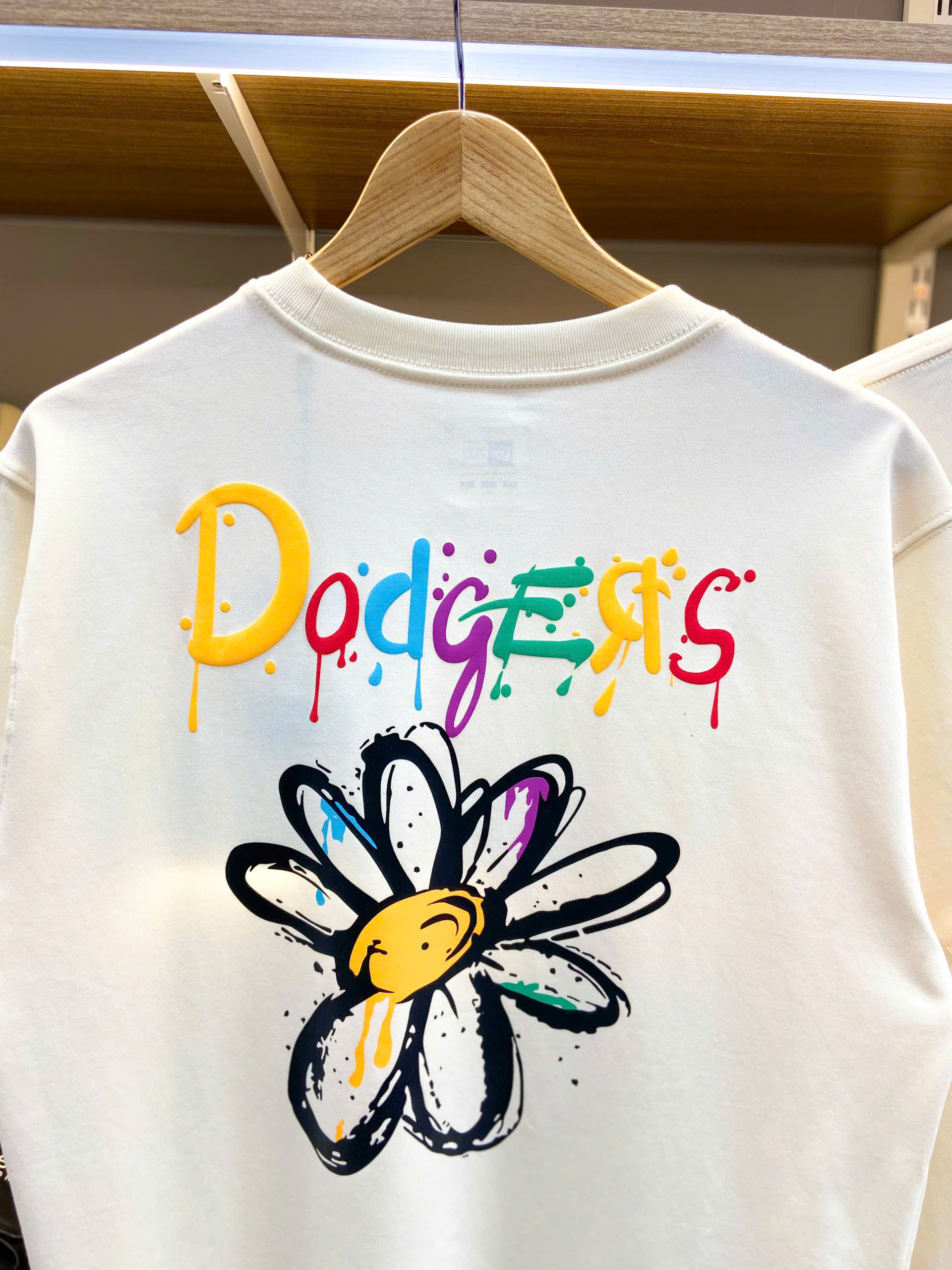 1836 - Áo New Era Dodgers Daisy Trắng Kem [HÀNG CHÍNH HÃNG]