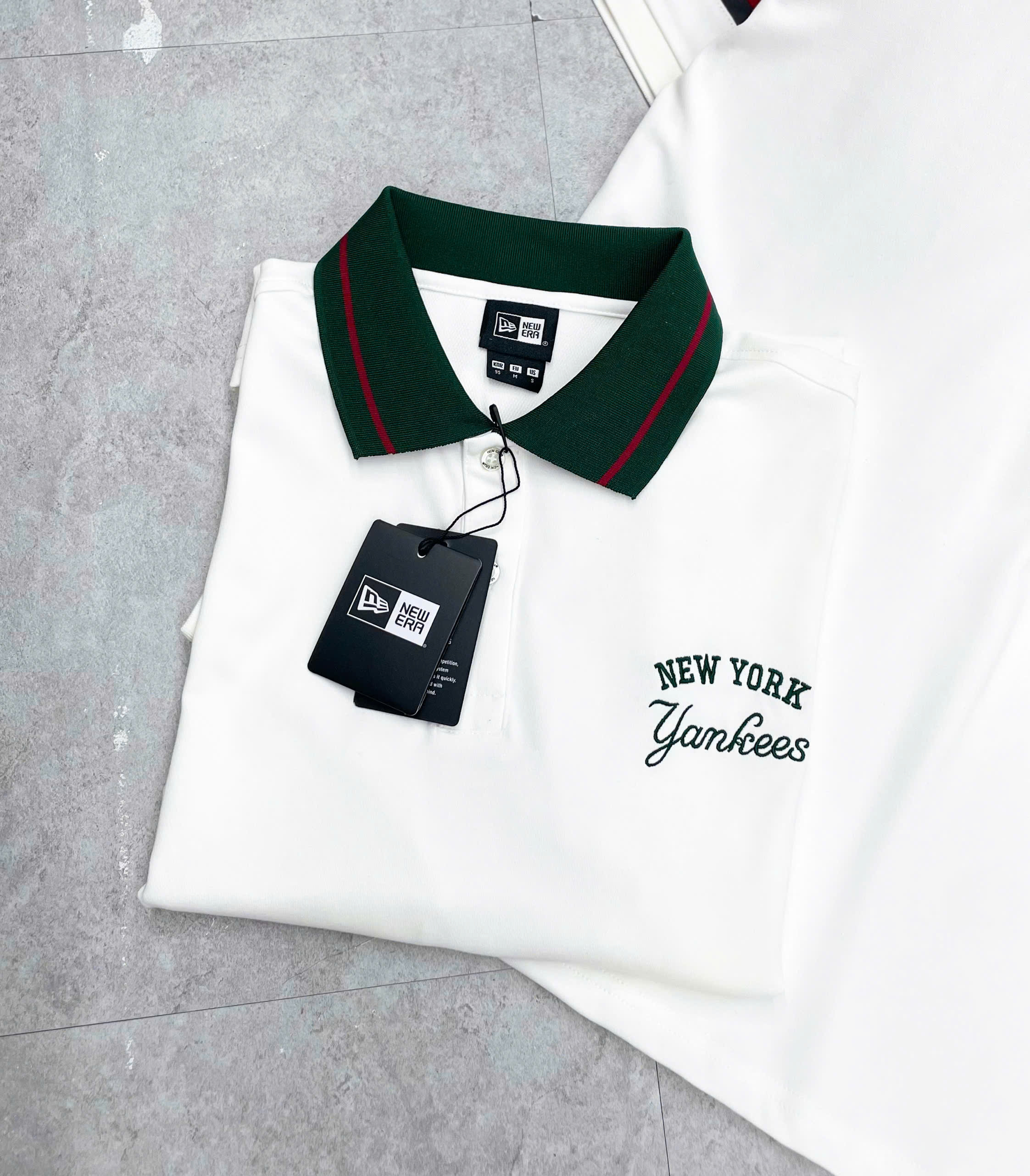 1884 - Áo New Era Polo NY Trắng Cổ Xanh [HÀNG CHÍNH HÃNG]