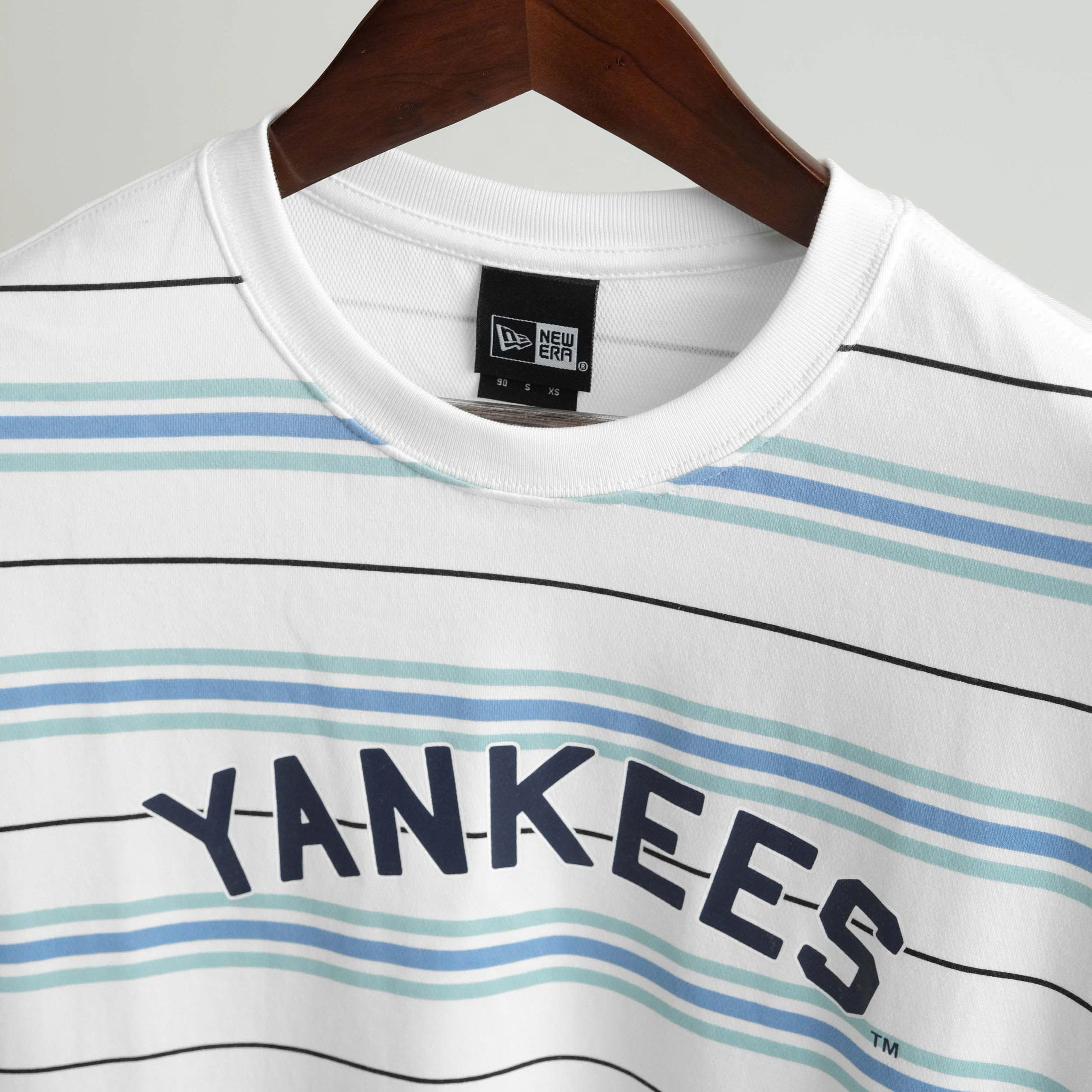 1945 - Áo New Era New York Yankees - Trắng Sọc Xanh Dương [HÀNG CHÍNH HÃNG]