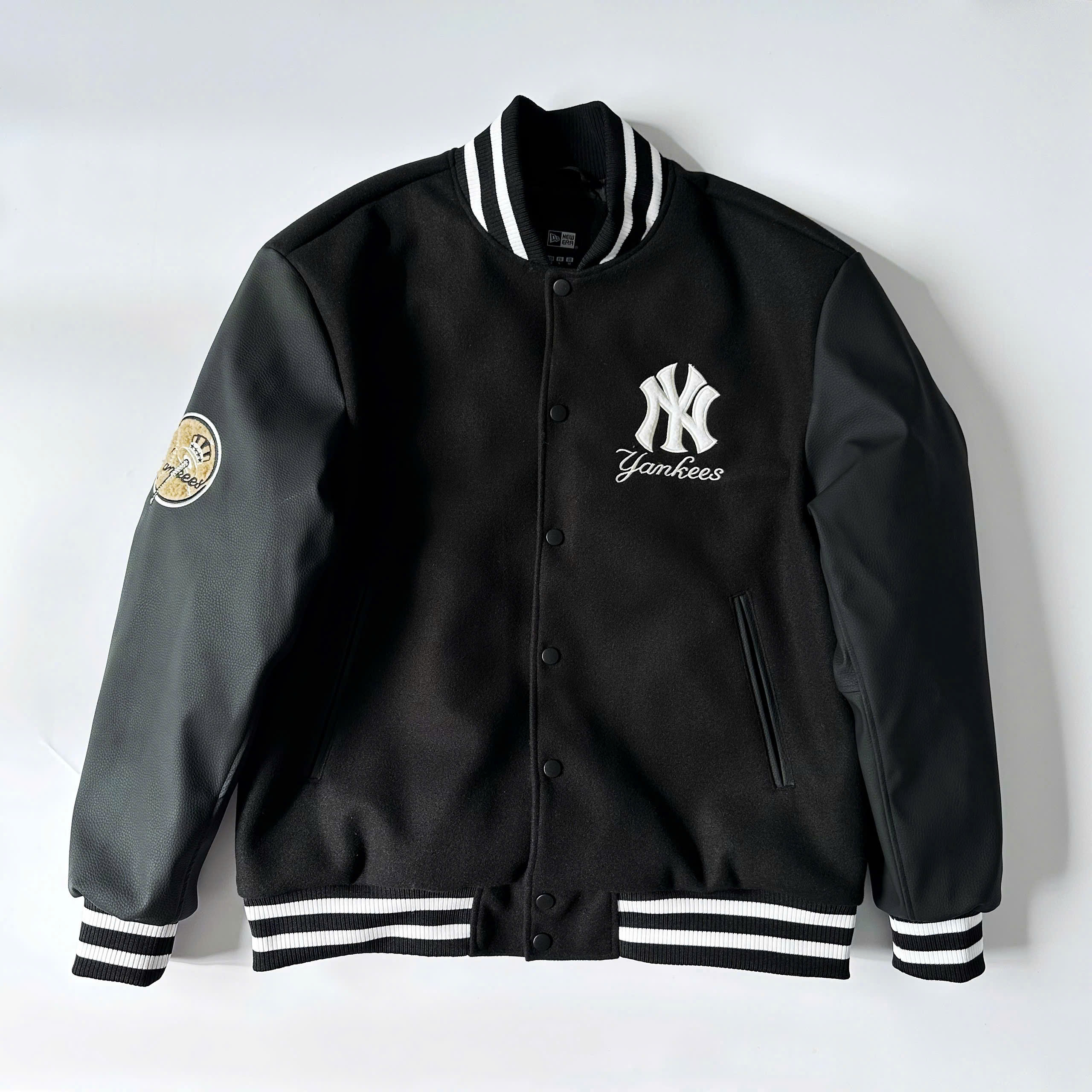 1931 - Áo Bomber Varsity New Era NY Yankee - Đen Logo Tròn [HÀNG CHÍNH HÃNG]